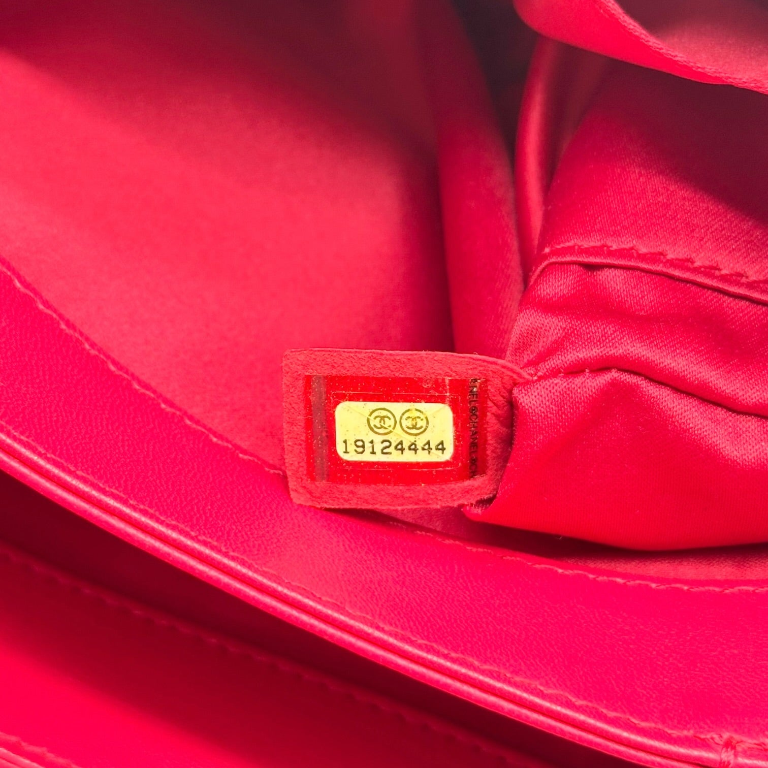 Chanel Medium Flap Bag Fuchsia Silver Matelasse Quilted