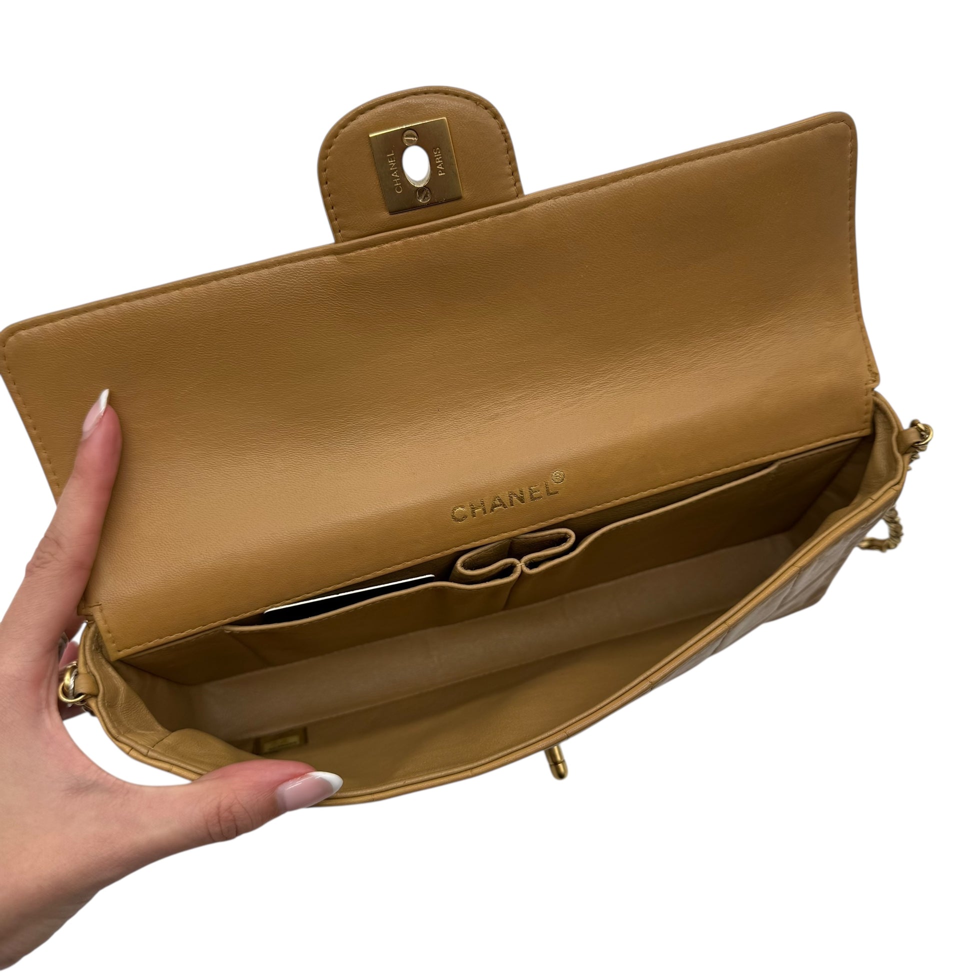 Chanel Beige Leather Chocolate Bar East West Flap Clutch Bag 2002-03 - Outfit Repeater