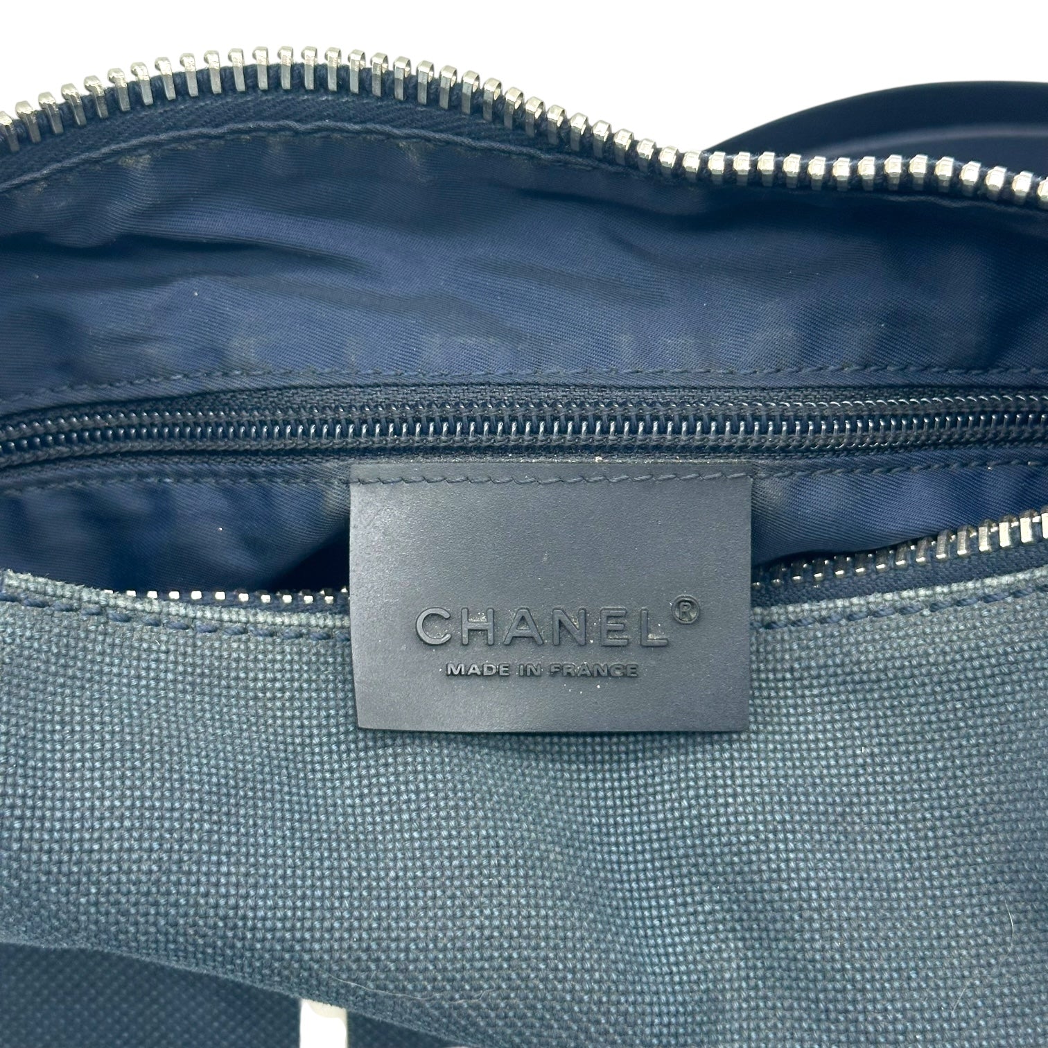 Chanel Sport Navy Blue Canvas Messenger Bag - Outfit Repeater