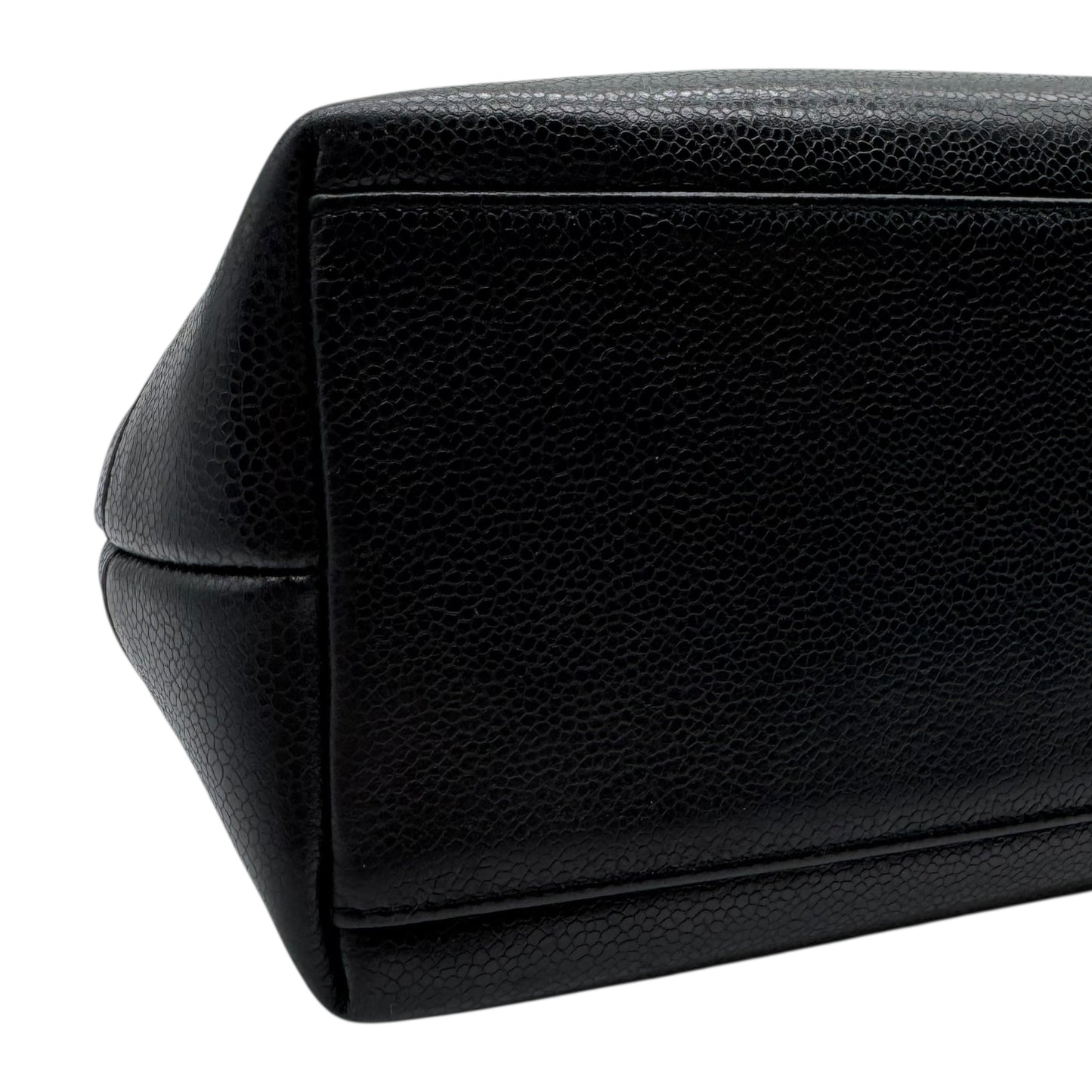 Chanel Black Caviar Leather Big CC Logo Tote Bag 1991-1994 - Outfit Repeater