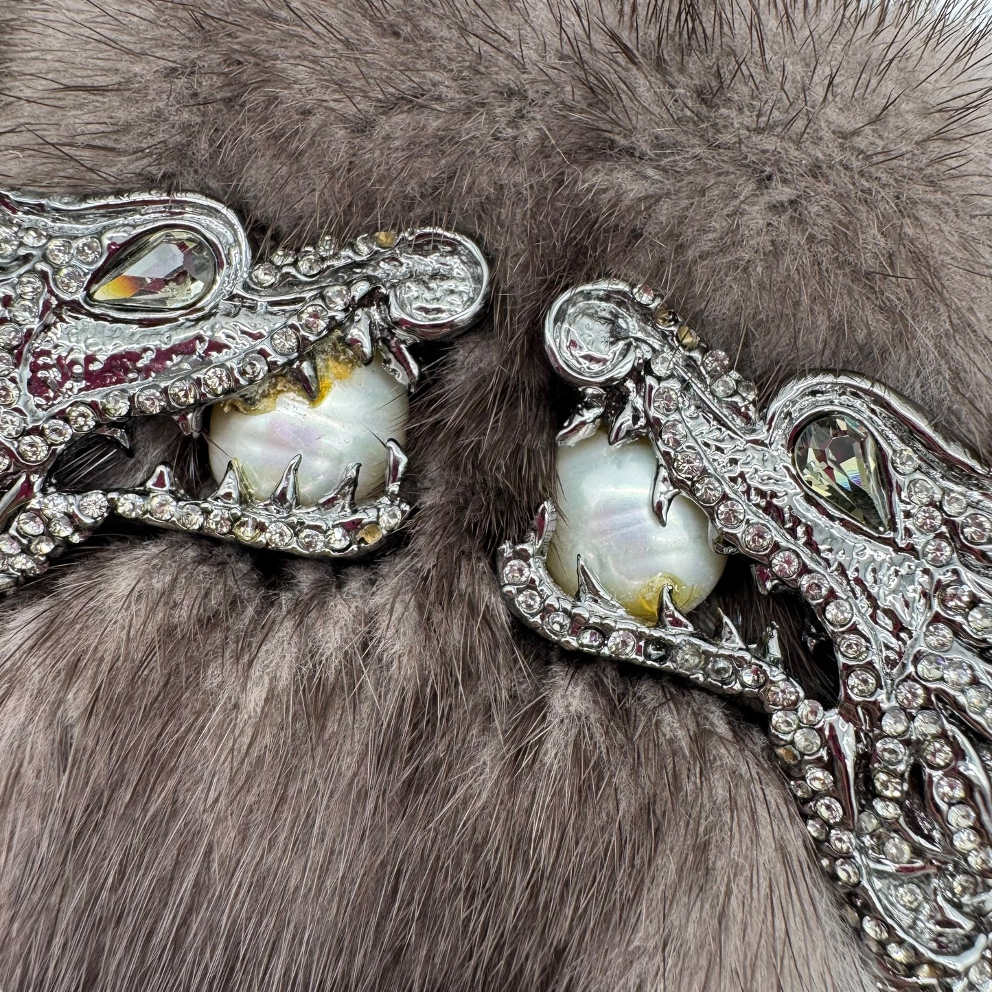 Gucci by Tom Ford Fall 2004 Gray Mink Dragon Clasp Mini Bag RARE - Outfit Repeater