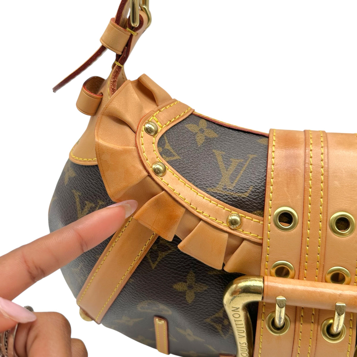 Louis Vuitton Shoulder Bag Classic Monogram Tan Leather