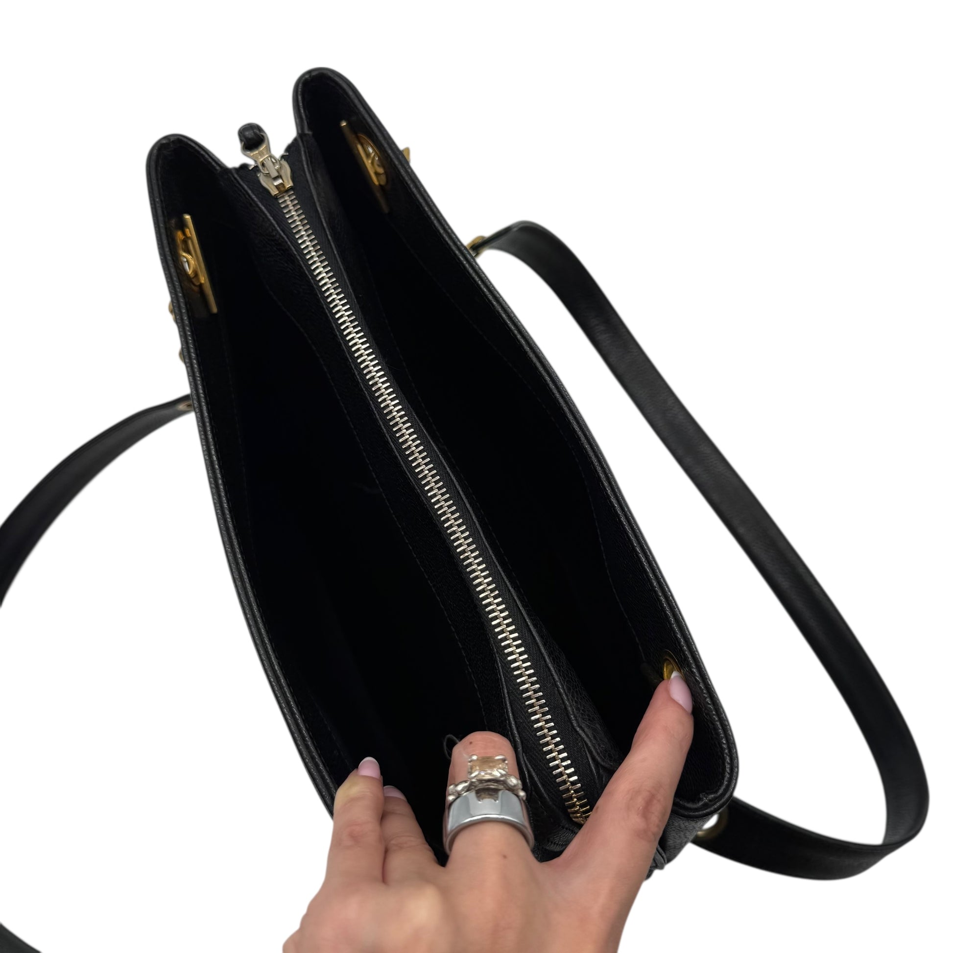 Chanel Black Caviar Leather Big CC Logo Tote Bag 1991-1994 - Outfit Repeater