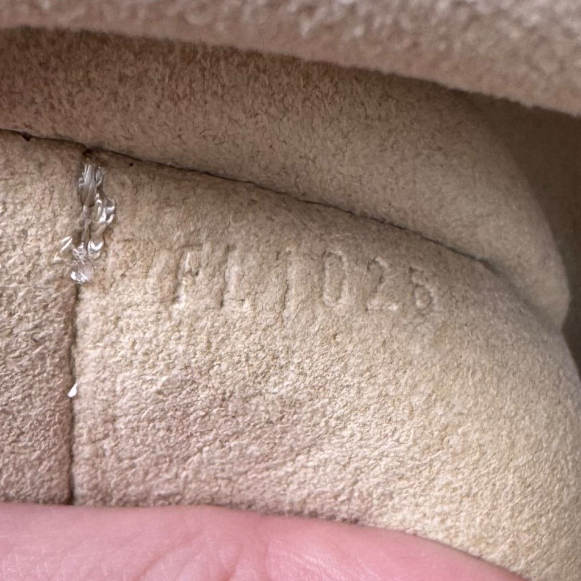 Louis Vuitton Classic Monogram Manhattan GM Bag - Outfit Repeater