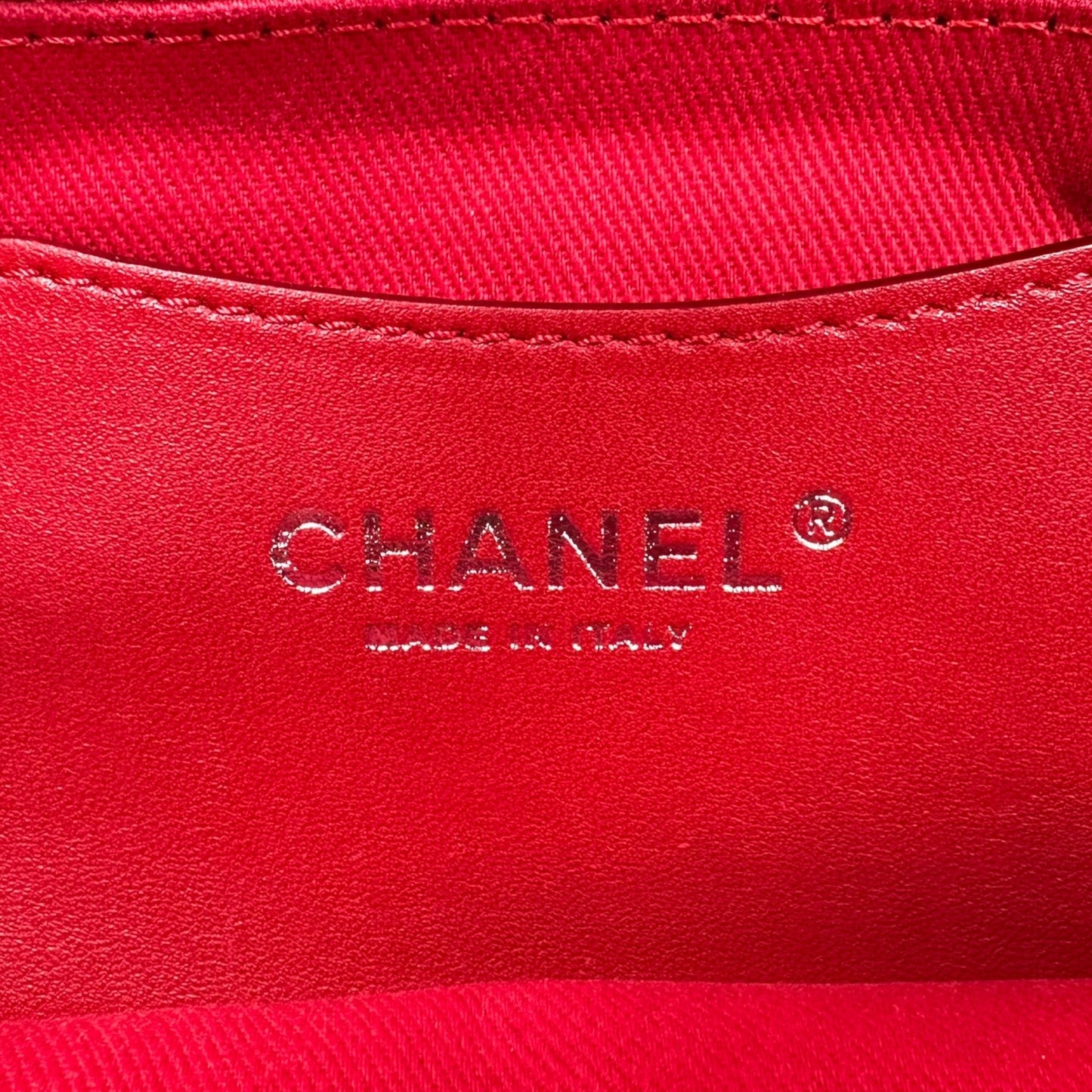 Chanel Red Patent Leather Quilted Shoulder Bag - Outfit Repeater