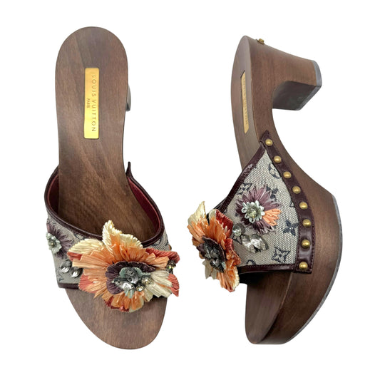 Louis Vuitton Lin Monogram & Sequin Raffia Flower Wooden Kitten Heel Mules