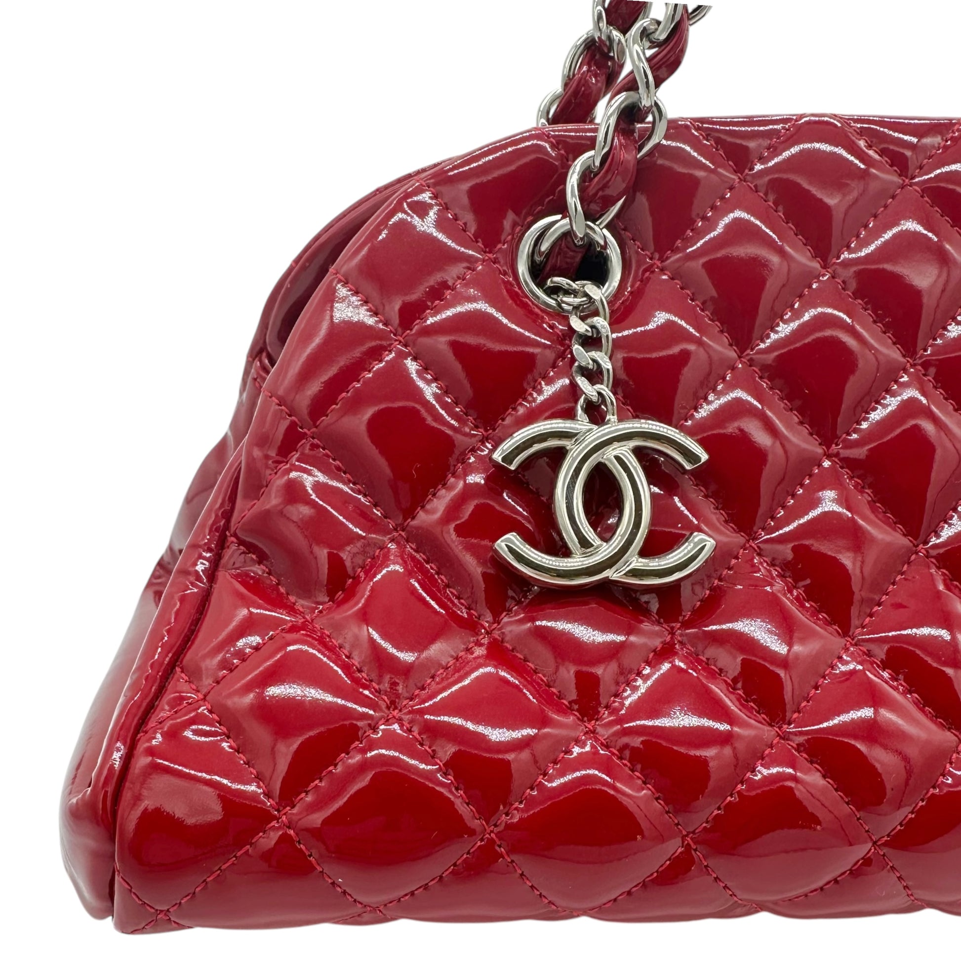 Chanel Red Patent Leather Quilted Shoulder Bag - Outfit Repeater