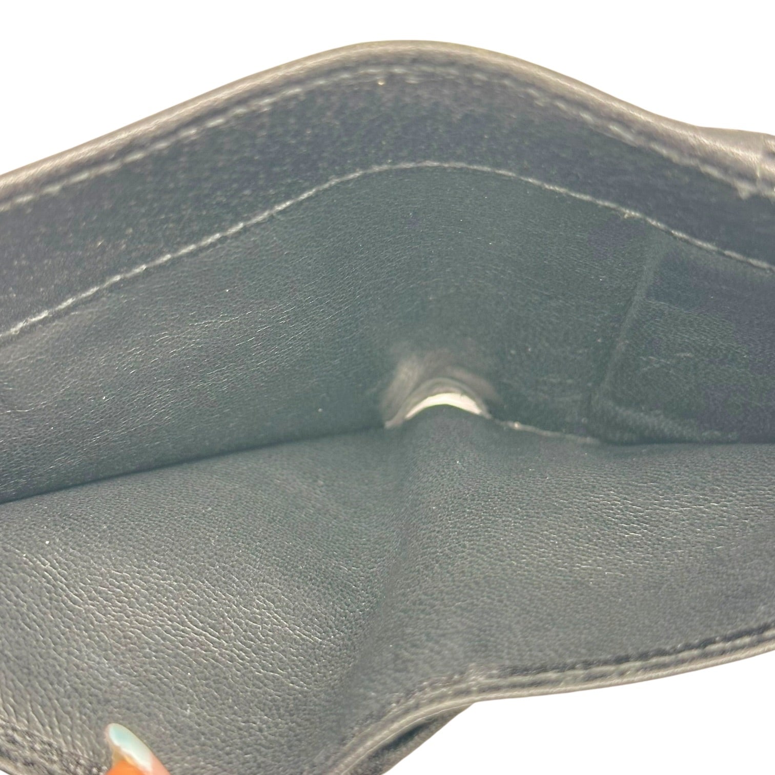 Gucci Black Leather Bi-Fold Wallet with Gold Logo