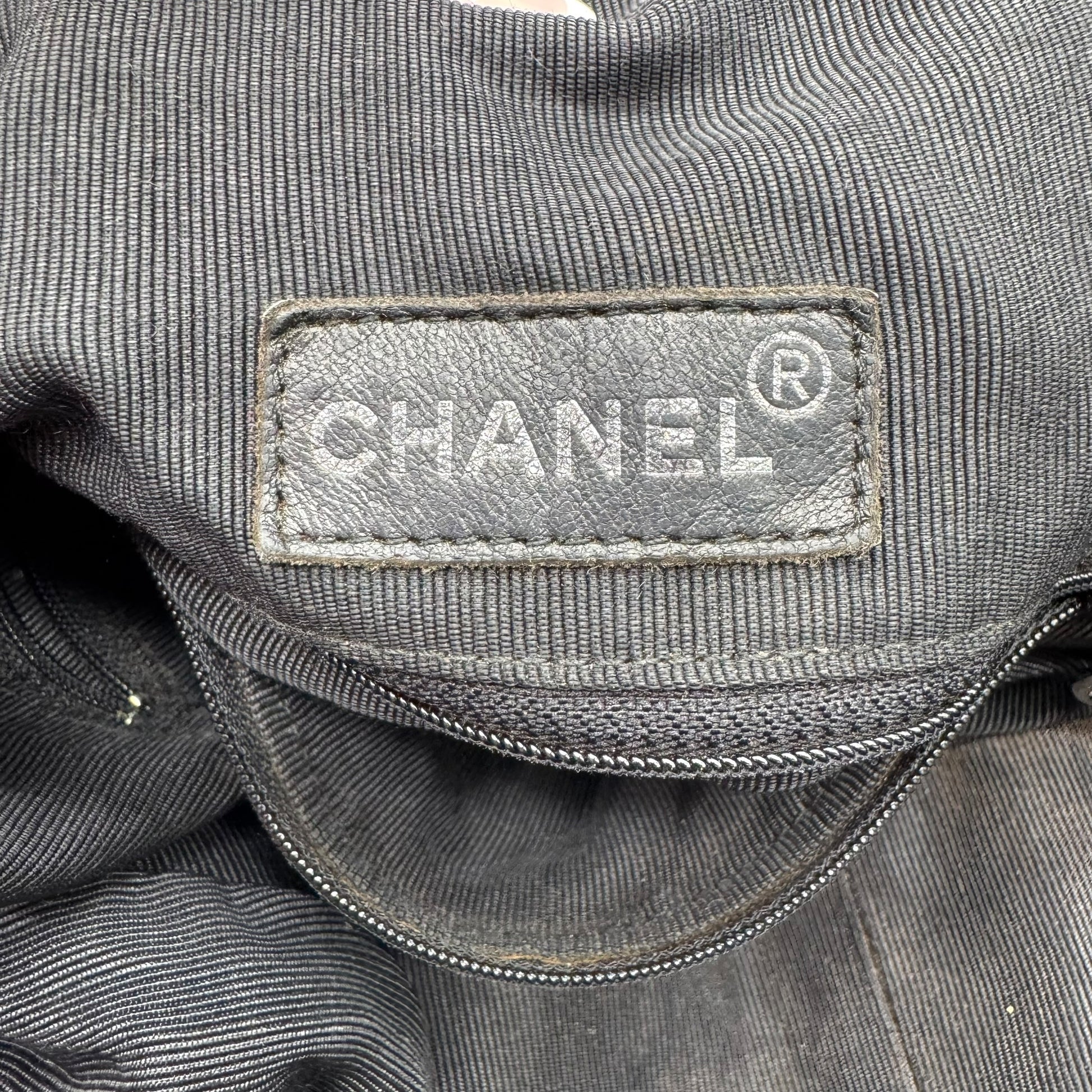 Chanel Black Matelasse Quilted Lambskin Oversized Ring Handle Hobo 1994-96] - Outfit Repeater