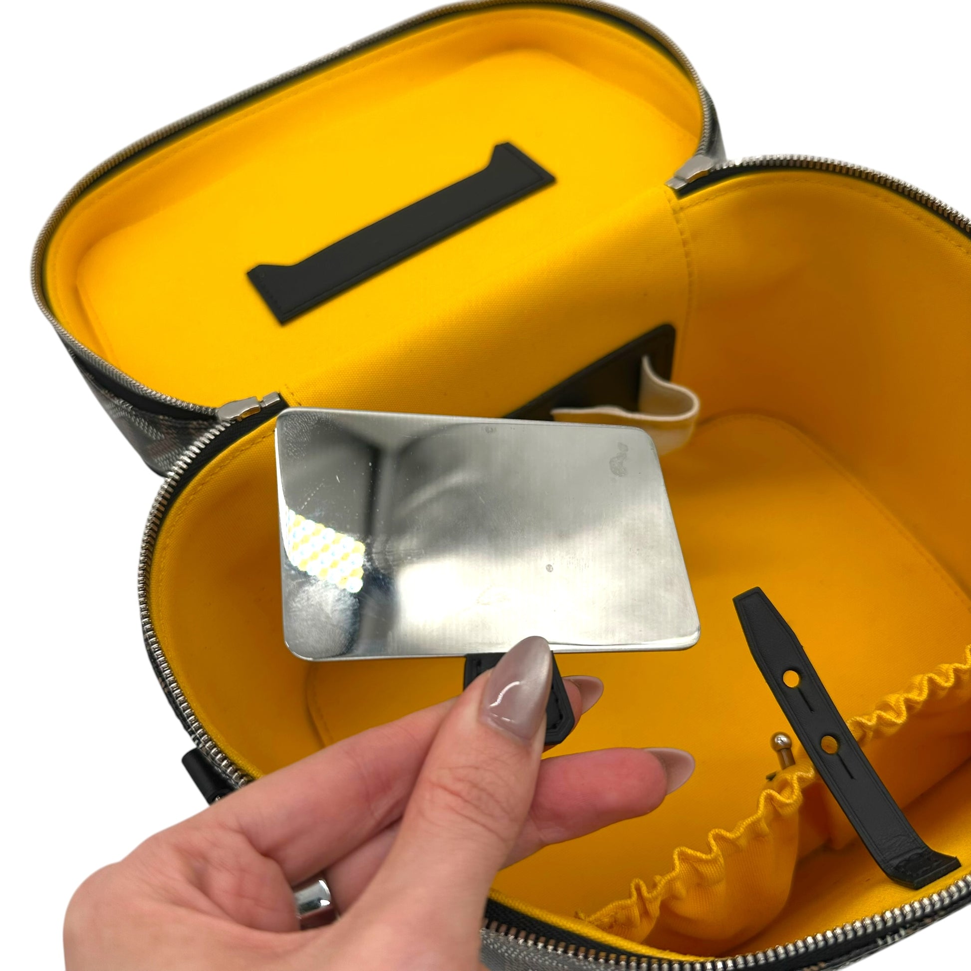 Goyard Black Monogram Muse Vanity Case - Outfit Repeater