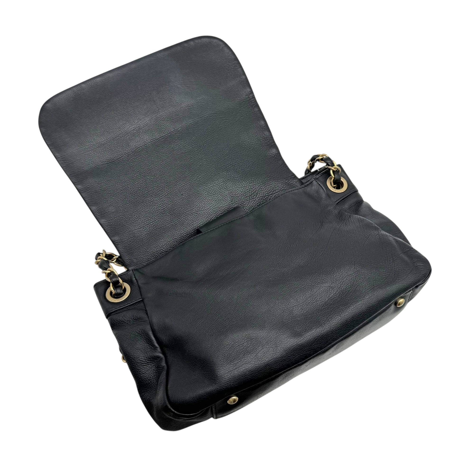 Chanel Black Studded CC Logo Accordion Shoulder Bag 2008-09 - Outfit Repeater