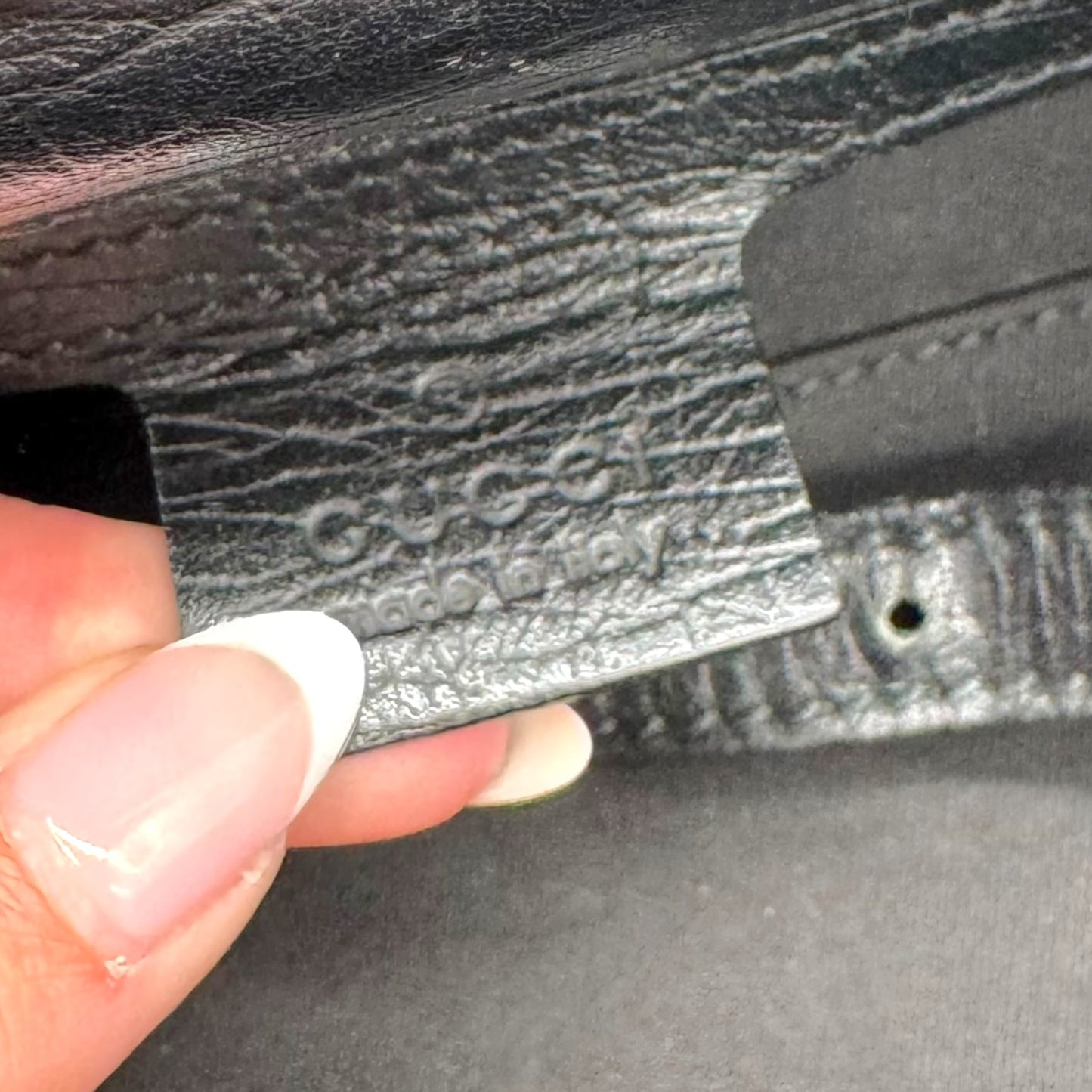 Gucci by Tom Ford Beige & Black Monogram Wooden Handle Bag - Outfit Repeater