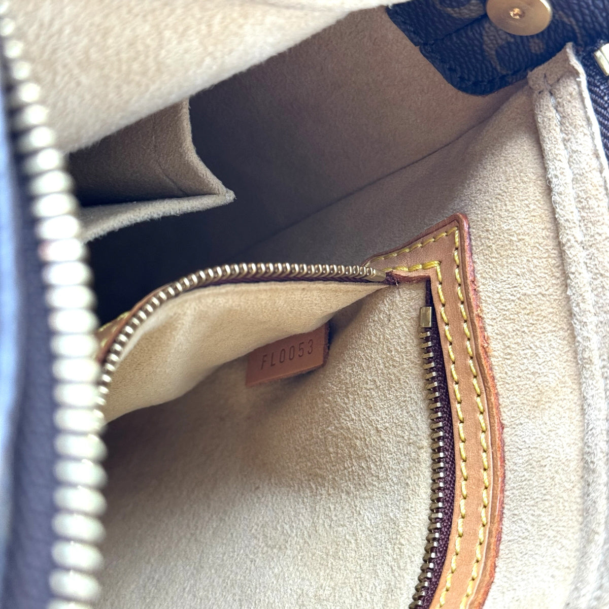 Louis Vuitton Shoulder Bag Classic Monogram Brown Leather