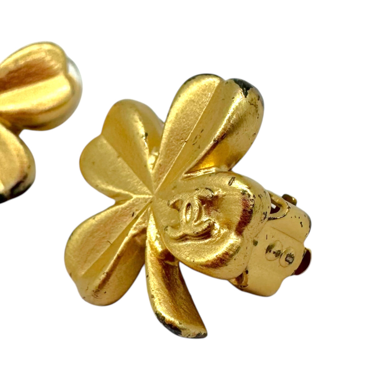 Chanel Gold Four Leaf Clover CC Logo Clip-On Earrings