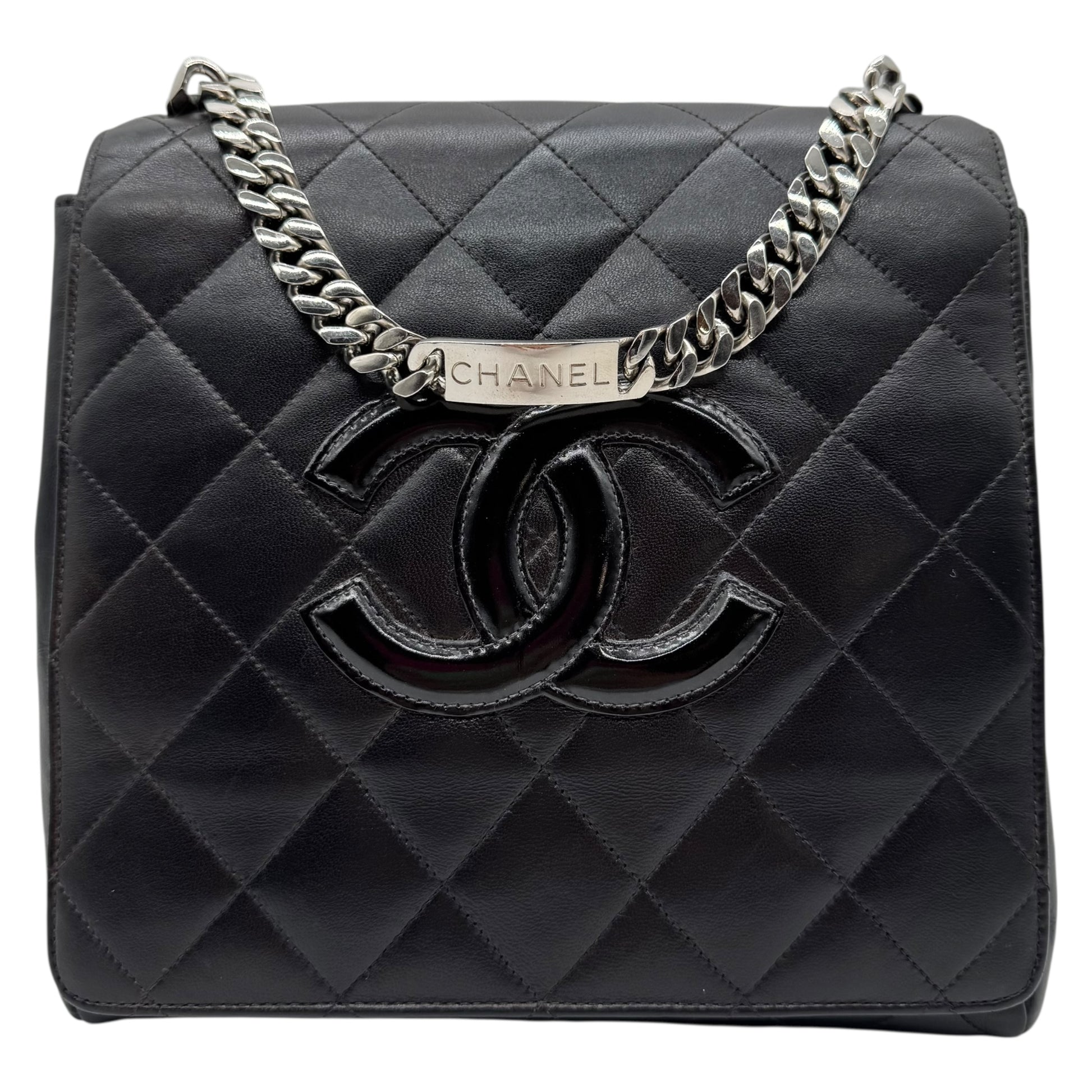 Chanel Black Matelasse Lambskin ID Bracelet Bag 1996-1997 - Outfit Repeater