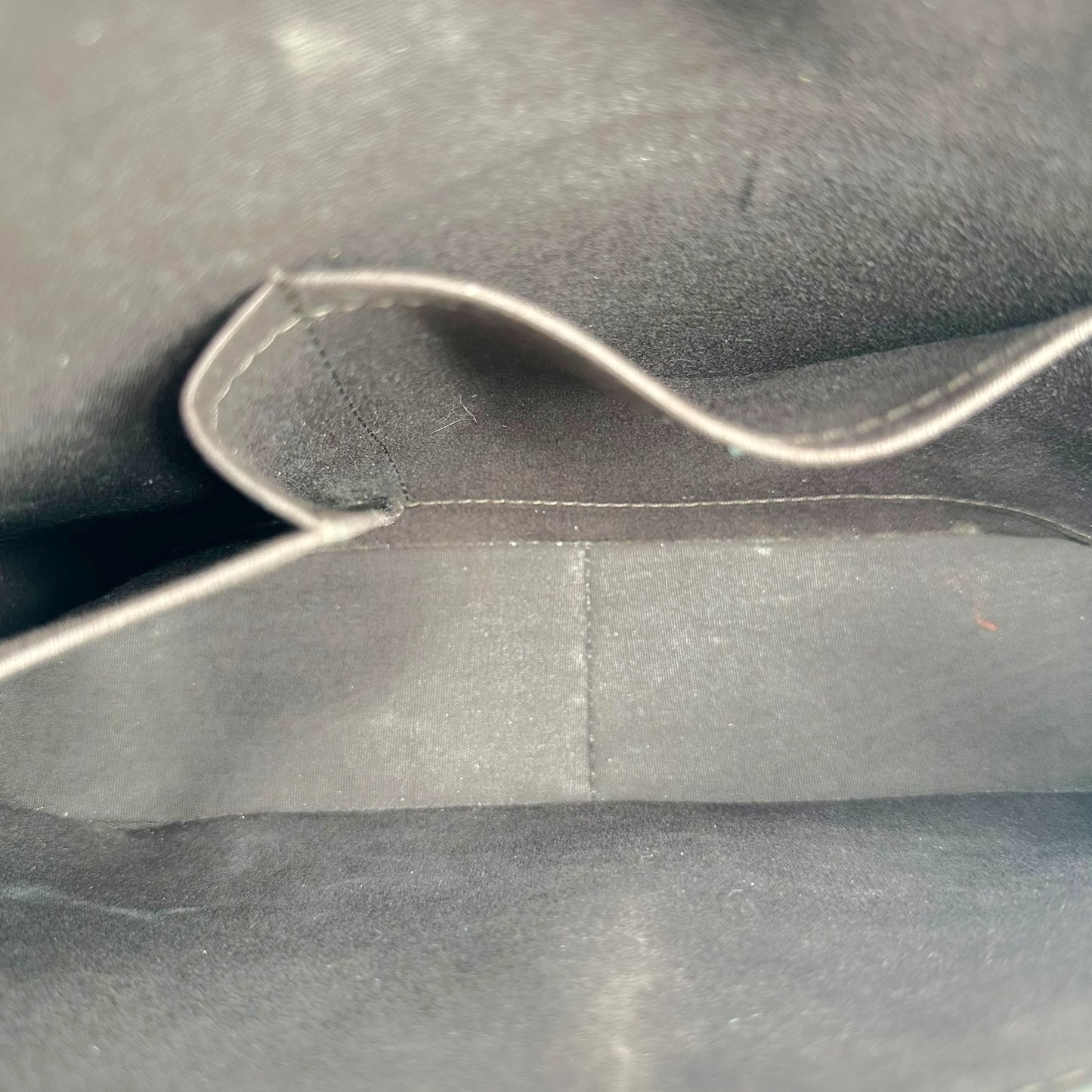 Louis Vuitton Burgundy Vernis Rodeo Drive Amarante Shoulder Bag