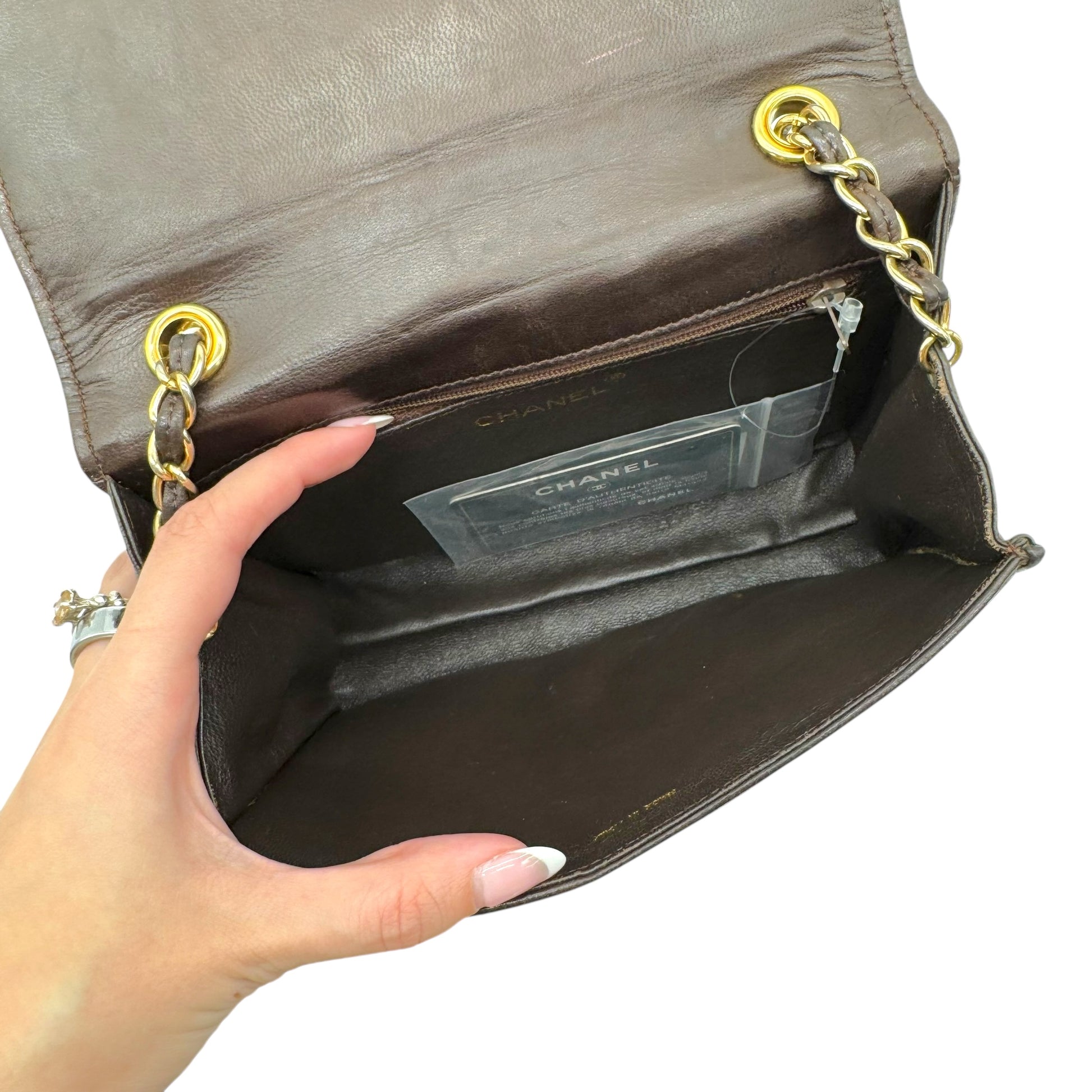 Chanel Chocolate Brown Lambskin Matelasse Quilted Crossbody Bag 1981-91 - Outfit Repeater