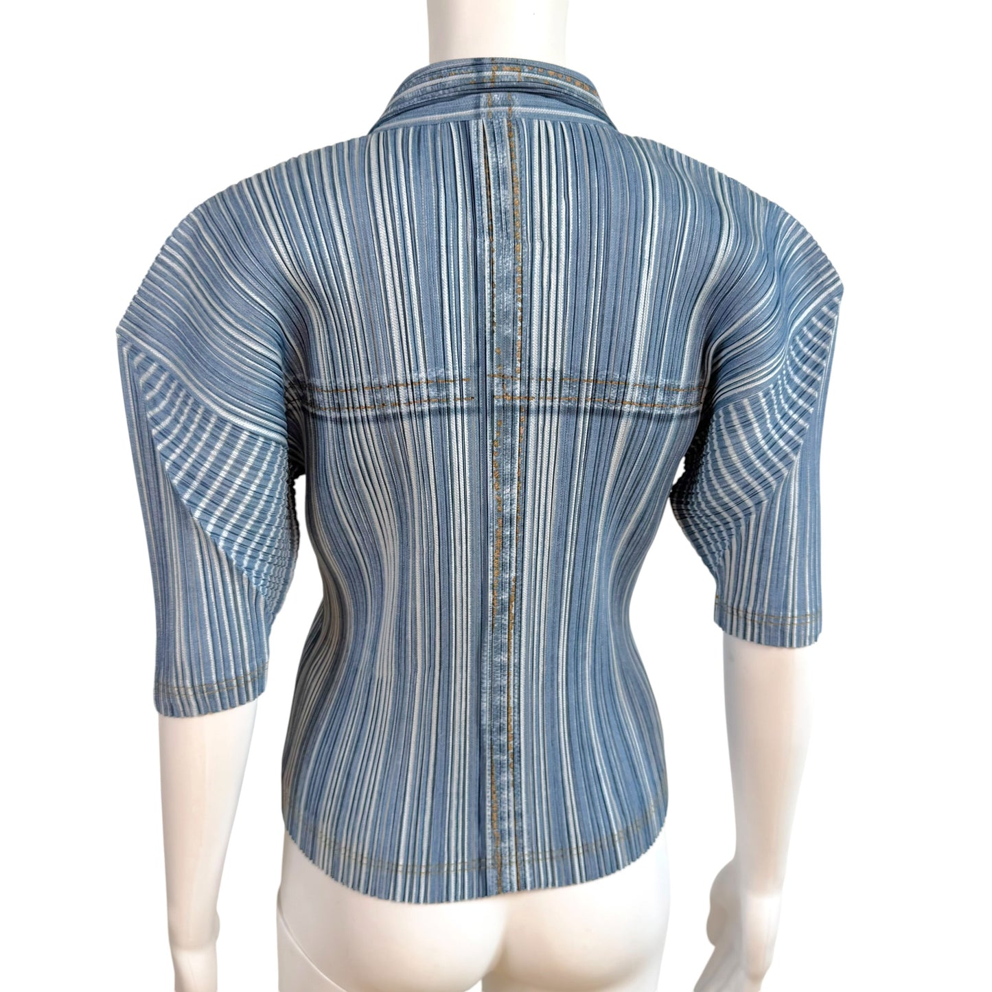 Issey Miyake Pleats Please Light Wash Denim Printed Shirt Sleeve Button Up Blouse Sz 4
