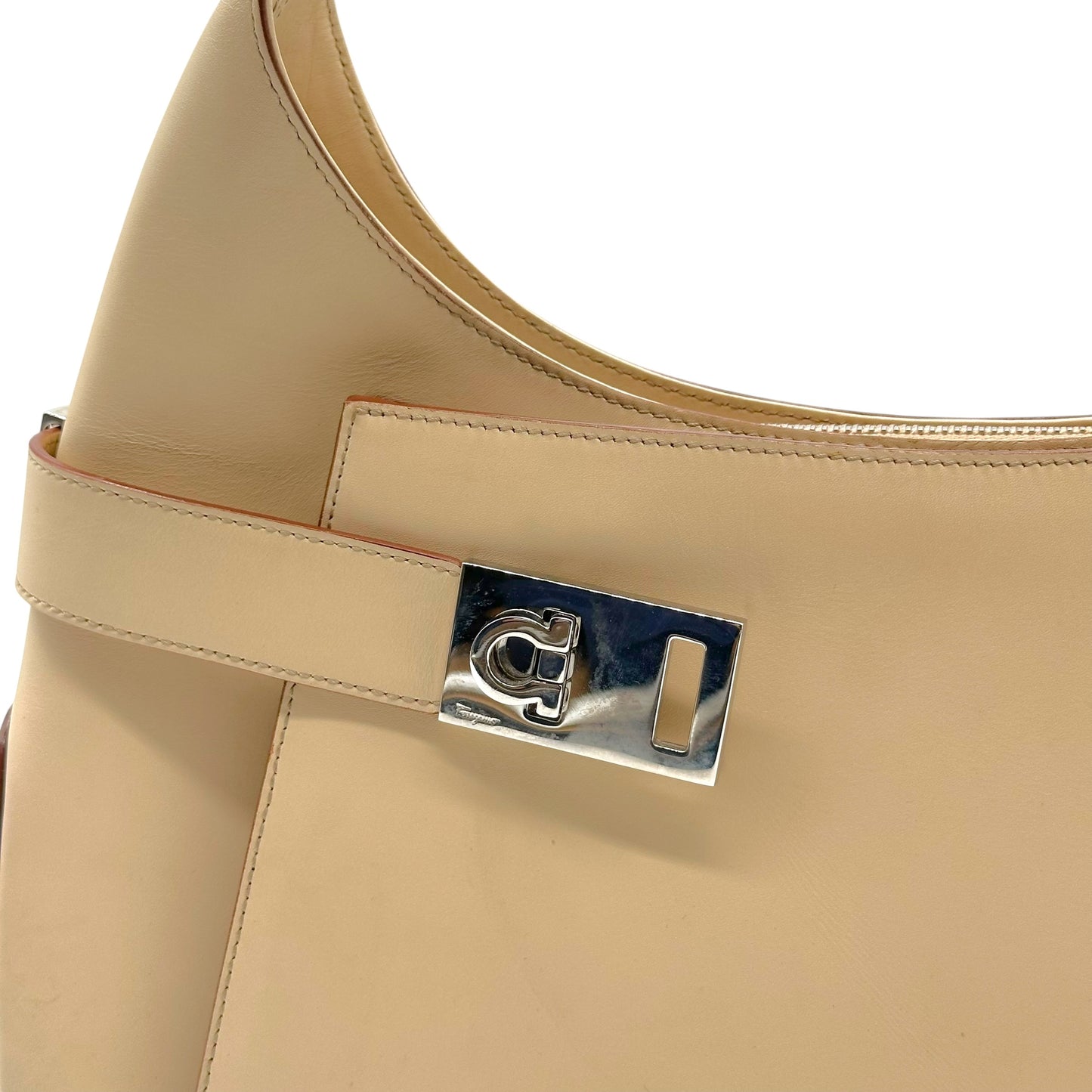 Salvatore Ferragamo Ivory Leather Gancini Shoulder Bag