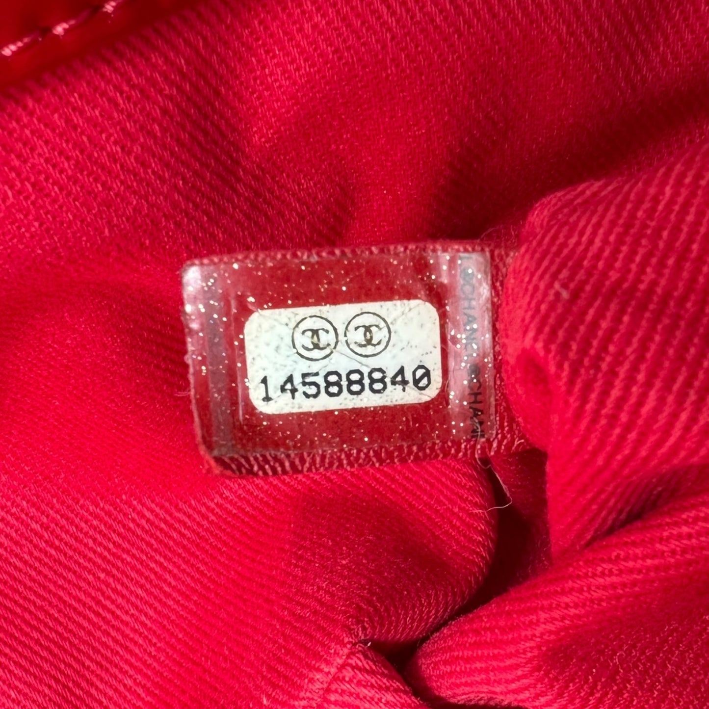 Chanel Red Patent Leather Quilted Shoulder Bag - Outfit Repeater