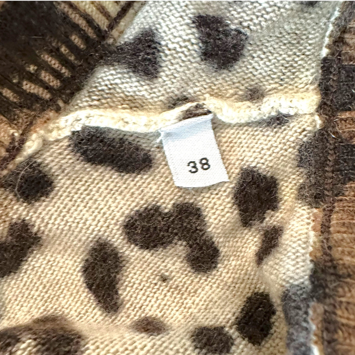 Dolce & Gabbana Leopard Print Wool & Cashmere Knit Sleeveless Top