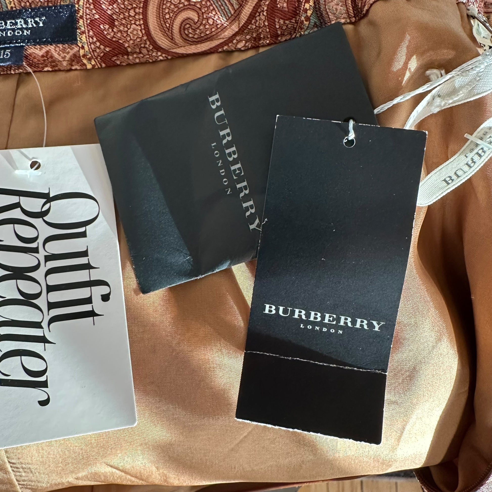 Burberry London Silk Blend Low Rise Paisley Printed Midi Skirt - Outfit Repeater