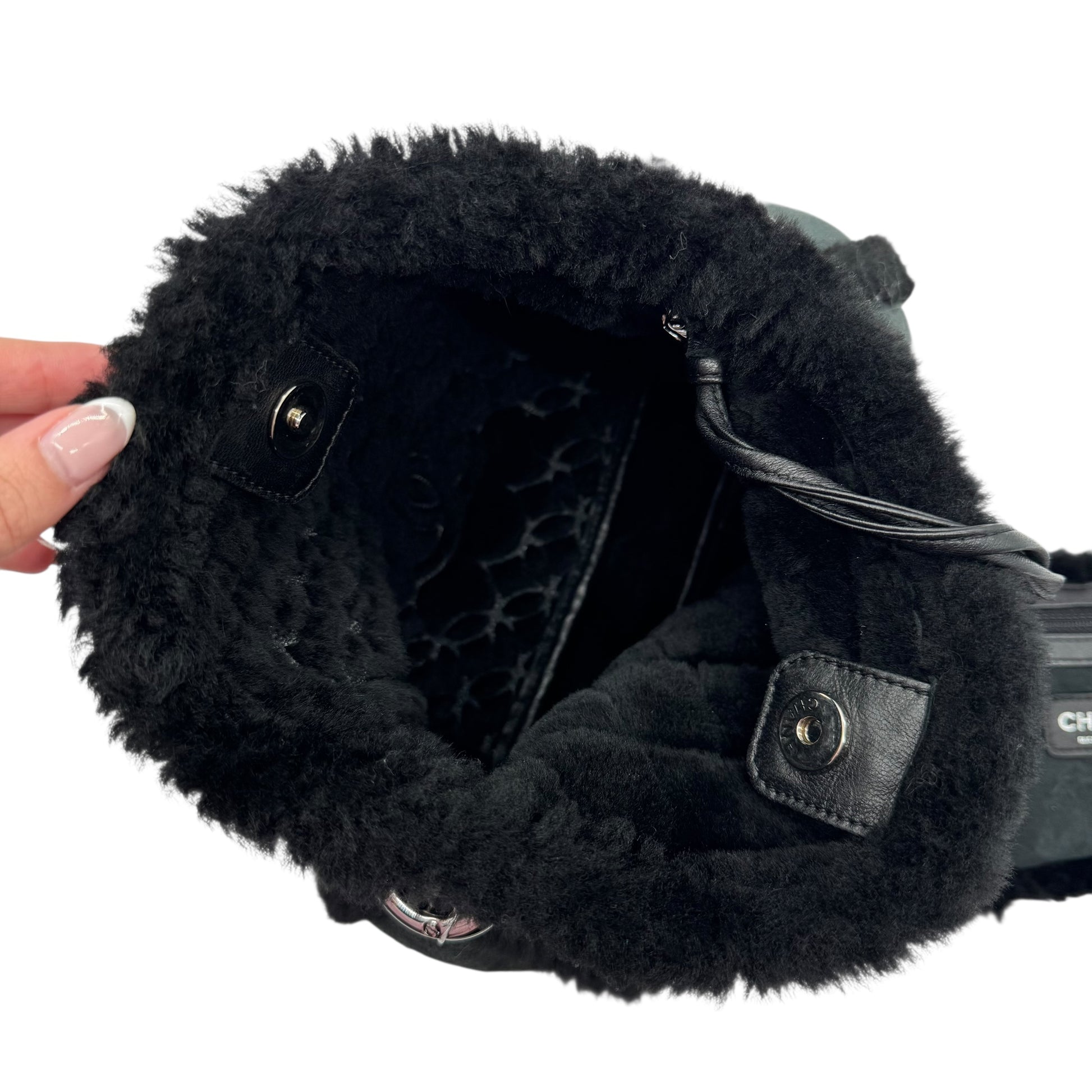 Chanel Black Shearling Quilted Logo Shoulder Bag 2005-06 - Outfit Repeater