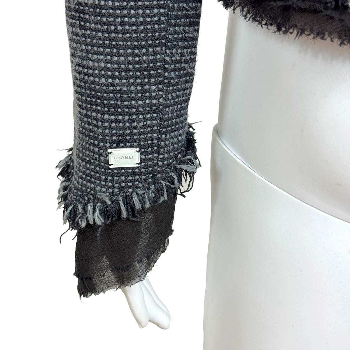 Chanel Cruise 2004 Black & Gray Tweed Silk Trim Cropped Blazer Jacket