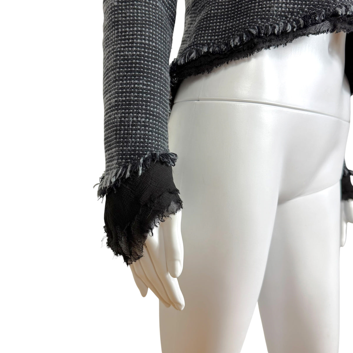 Chanel Cruise 2004 Black & Gray Tweed Silk Trim Cropped Blazer Jacket