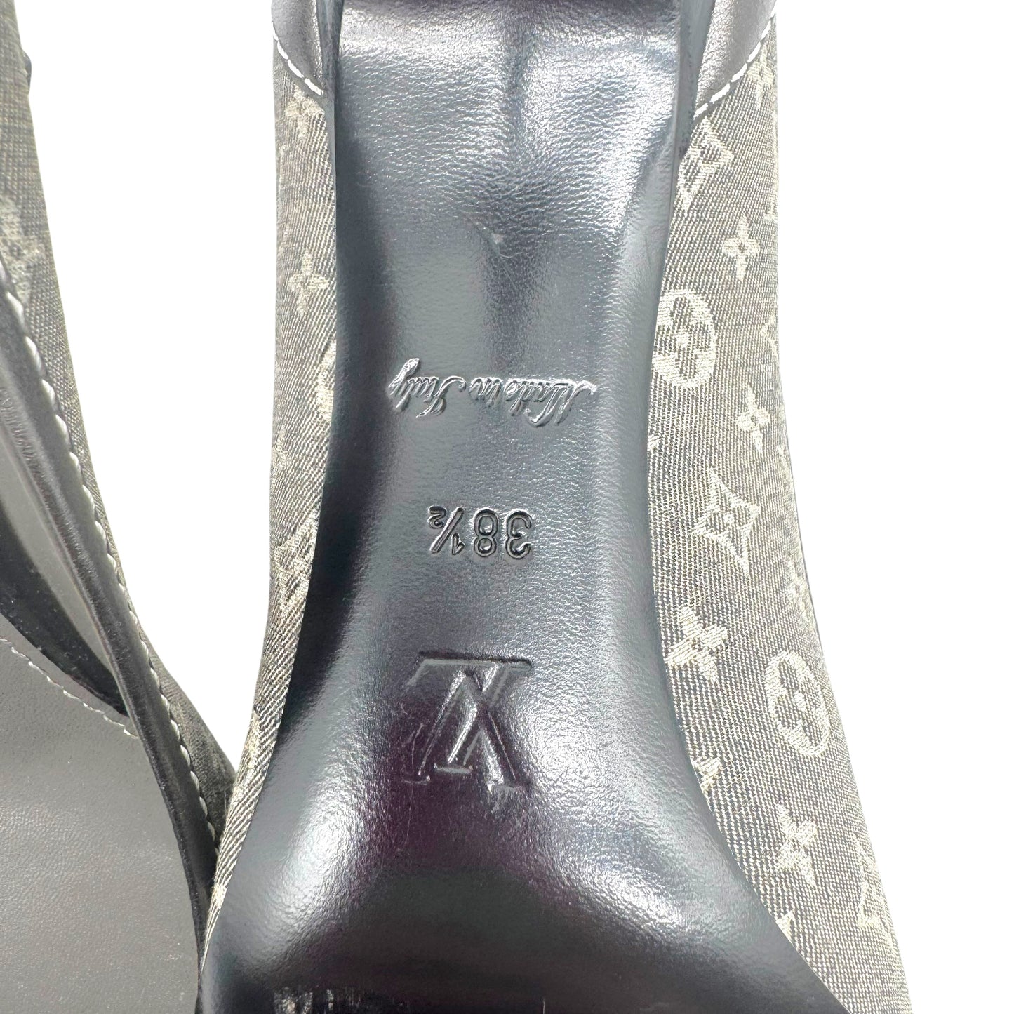 Louis Vuitton Gray Lin Monogram Pumps