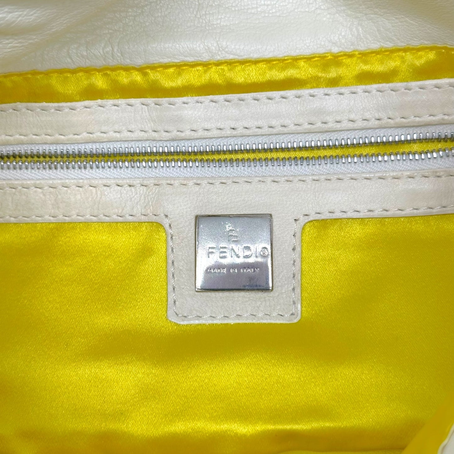 Fendi White Leather Baguette Bag with Silver Hardware