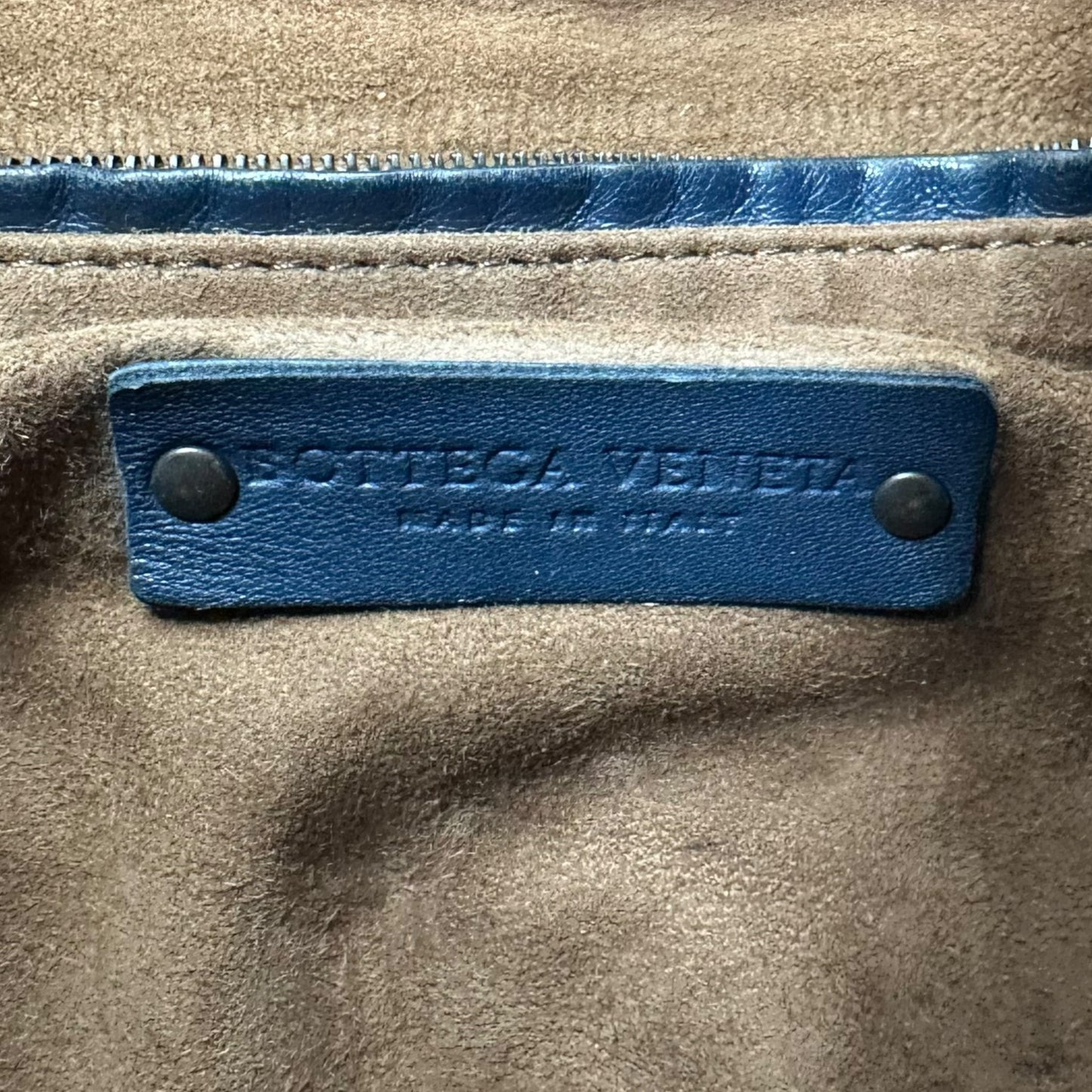 Bottega Veneta Blue Leather Intrecciato Shoulder Bag - Outfit Repeater