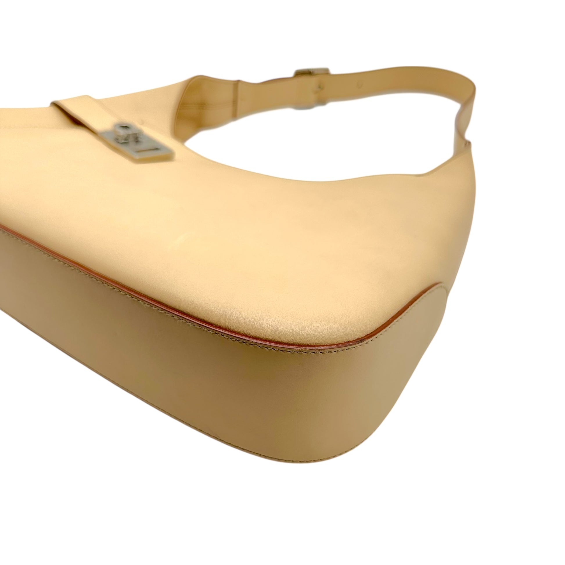 Salvatore Ferragamo Ivory Leather Gancini Shoulder Bag