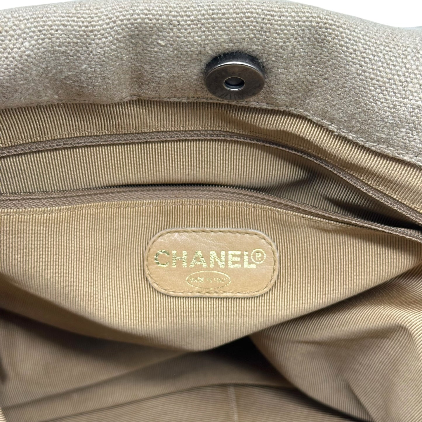 Chanel Large Beige Fabric & Plastic Handle Logo Clutch Bag 1996-97