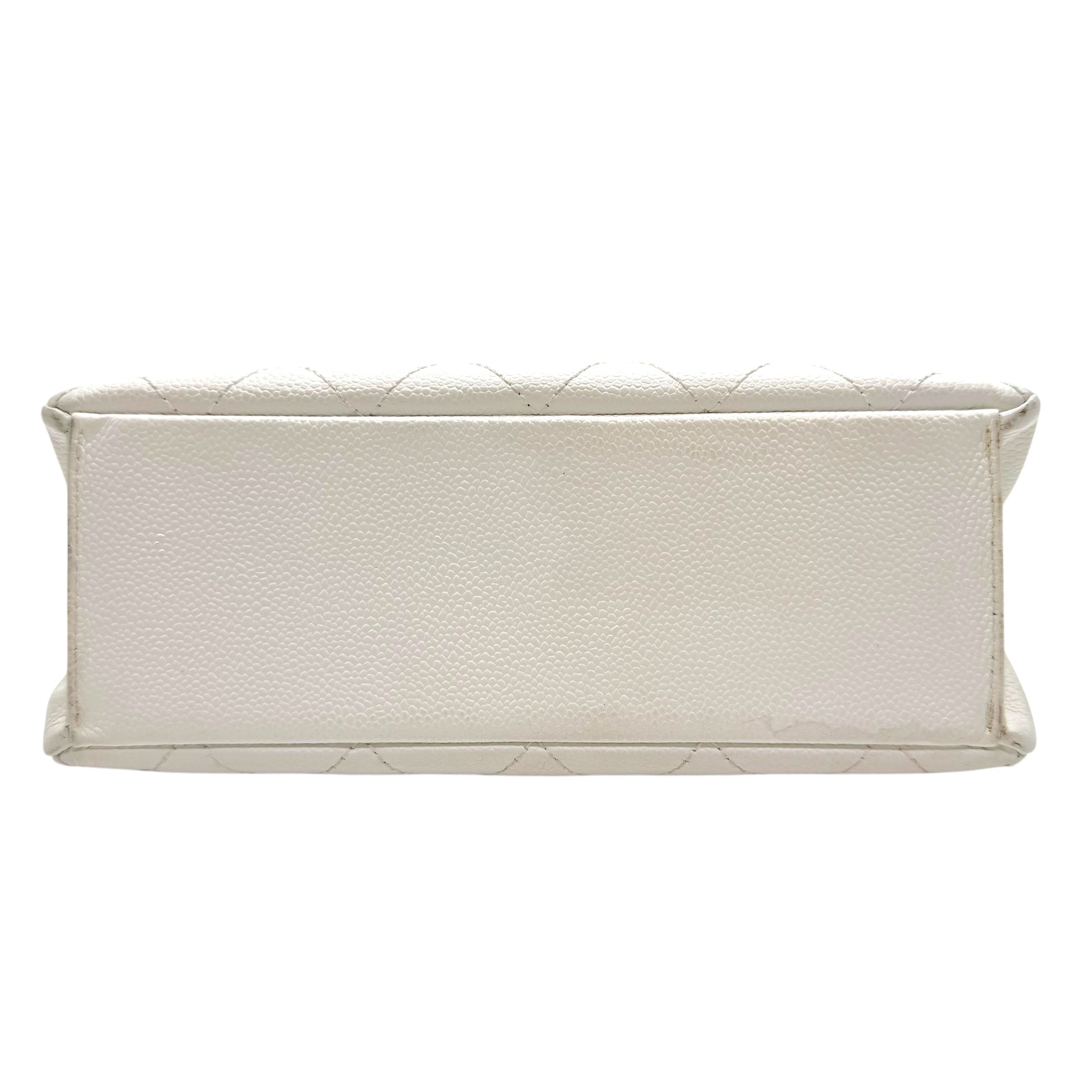 Chanel White Caviar Matelasse Wood Bar Shoulder Bag 2003-04 - Outfit Repeater