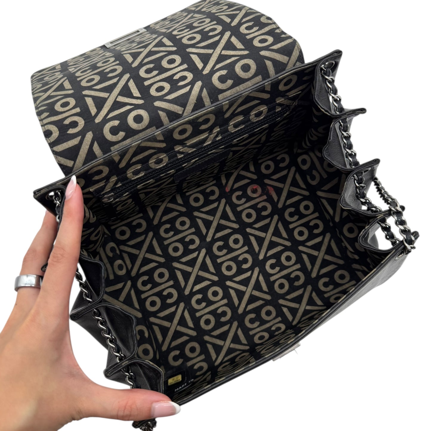 Chanel Black Lambskin Chocolate Bar Accordion Flap Bag 2000-02 - Outfit Repeater