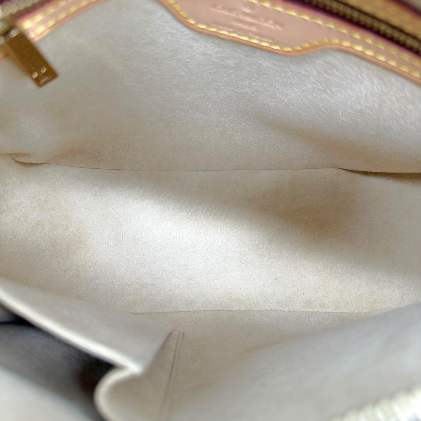 Louis Vuitton Classic Monogram Looping MM Shoulder Bag