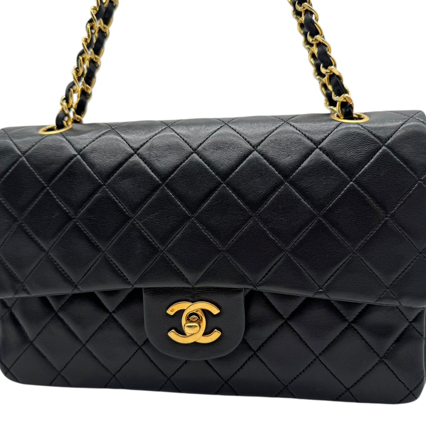 Chanel Black Matelasse Lambskin Medium Classic Flap Bag 1989-91 - Outfit Repeater