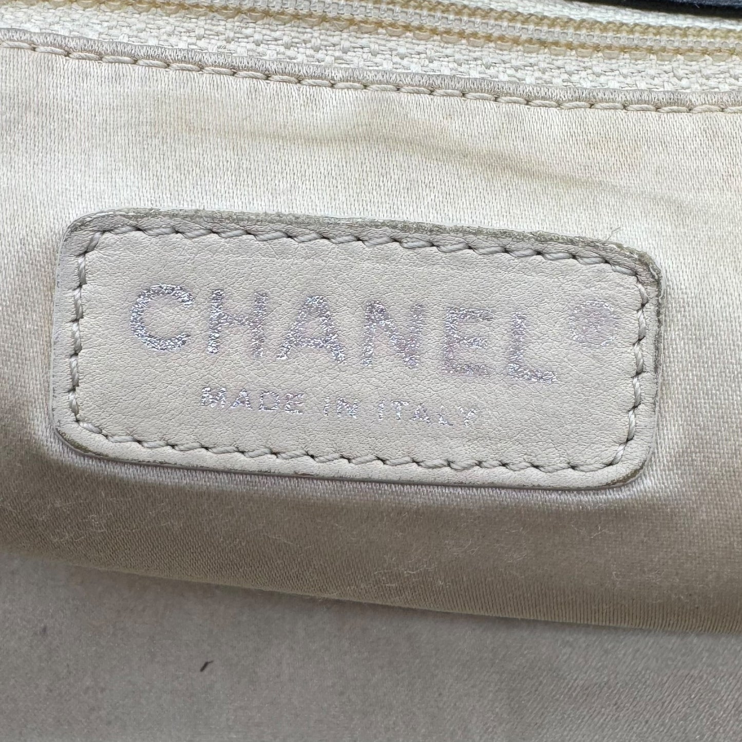 Chanel Black Matelasse Large East West Accordion Flap Bag 2006-08 - Outfit Repeater