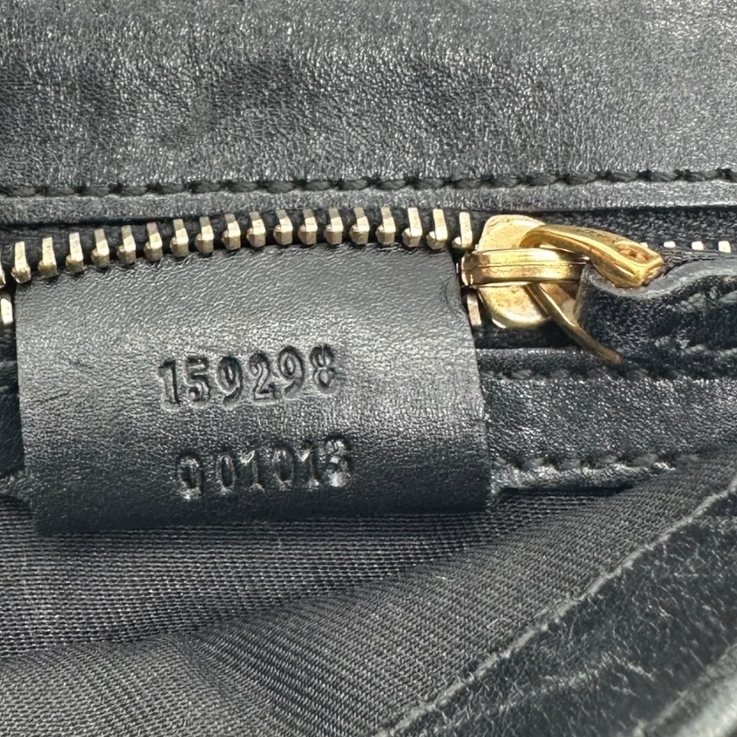 Gucci Black Guccissima Bamboo Handle Turnlock 2-Way Bag - Outfit Repeater