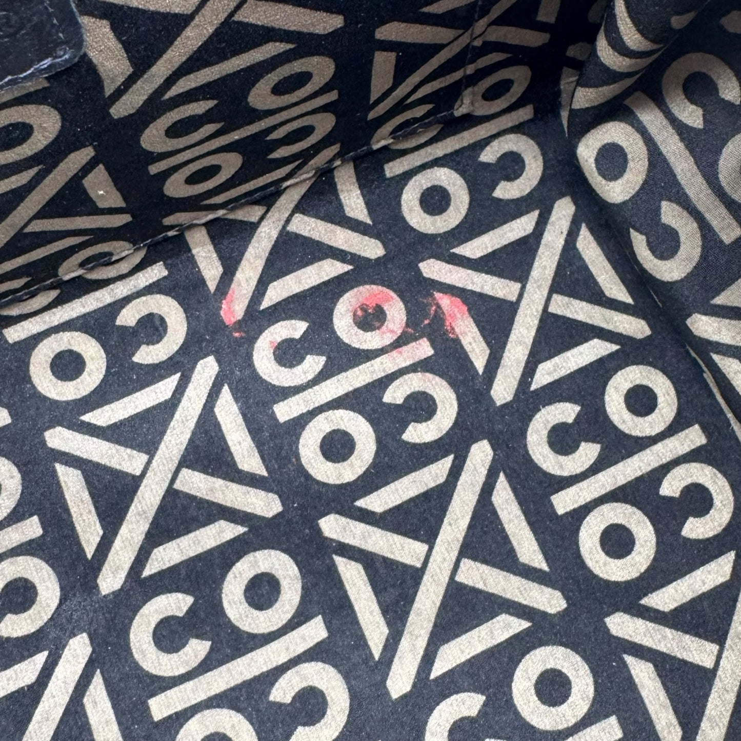 Chanel Black Lambskin Chocolate Bar Accordion Flap Bag 2000-02 - Outfit Repeater