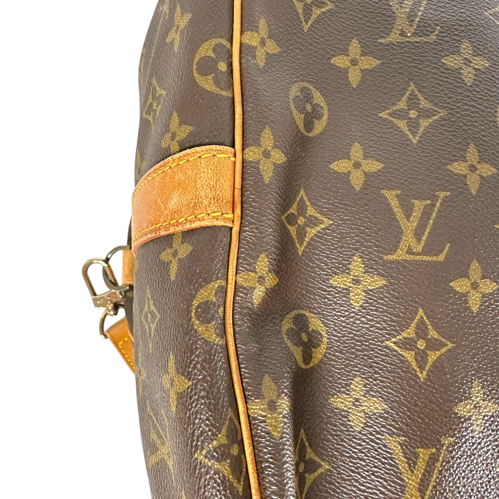 Louis Vuitton Classic Monogram Bandouliere 60 Duffle Bag - Outfit Repeater