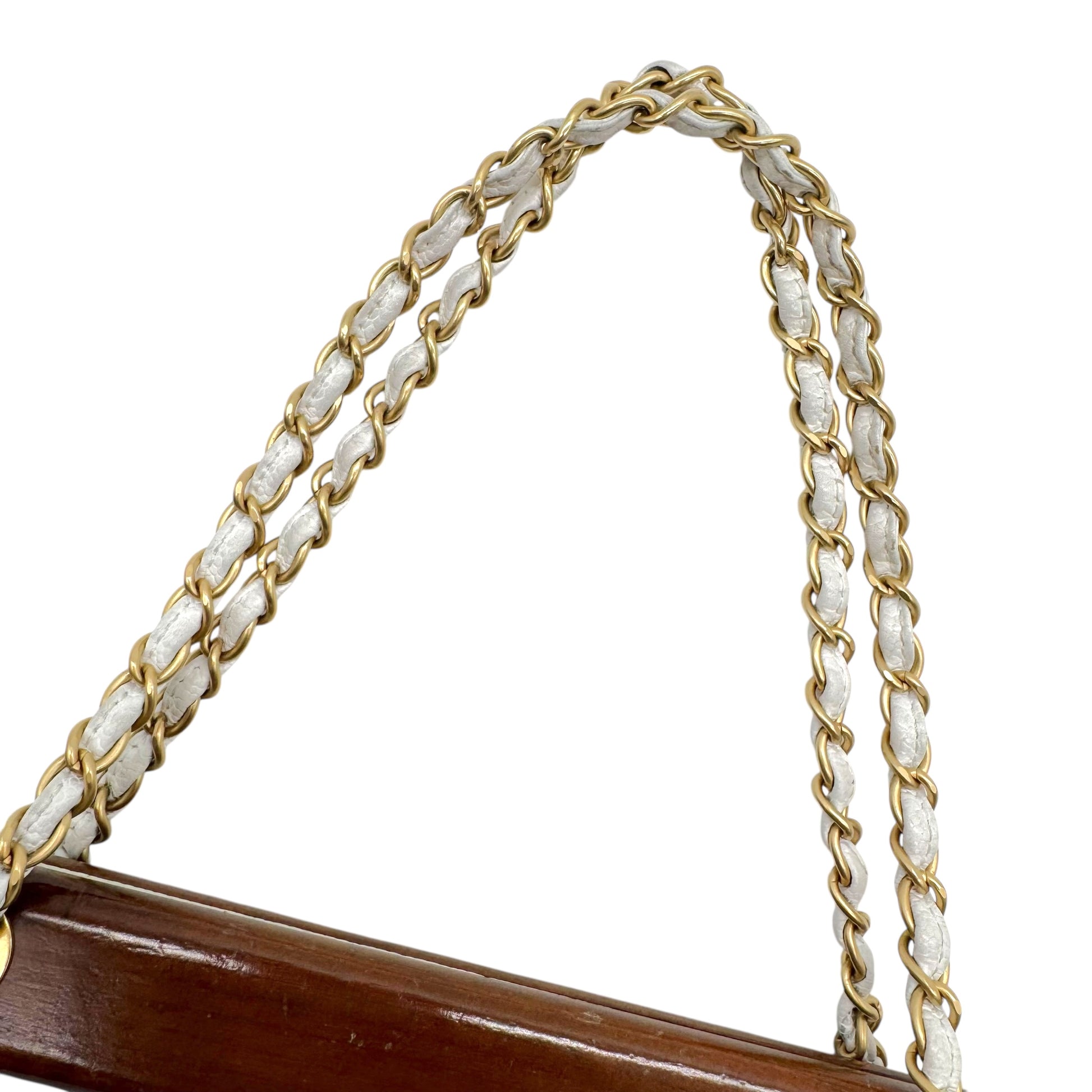 Chanel White Caviar Matelasse Wood Bar Shoulder Bag 2003-04 - Outfit Repeater