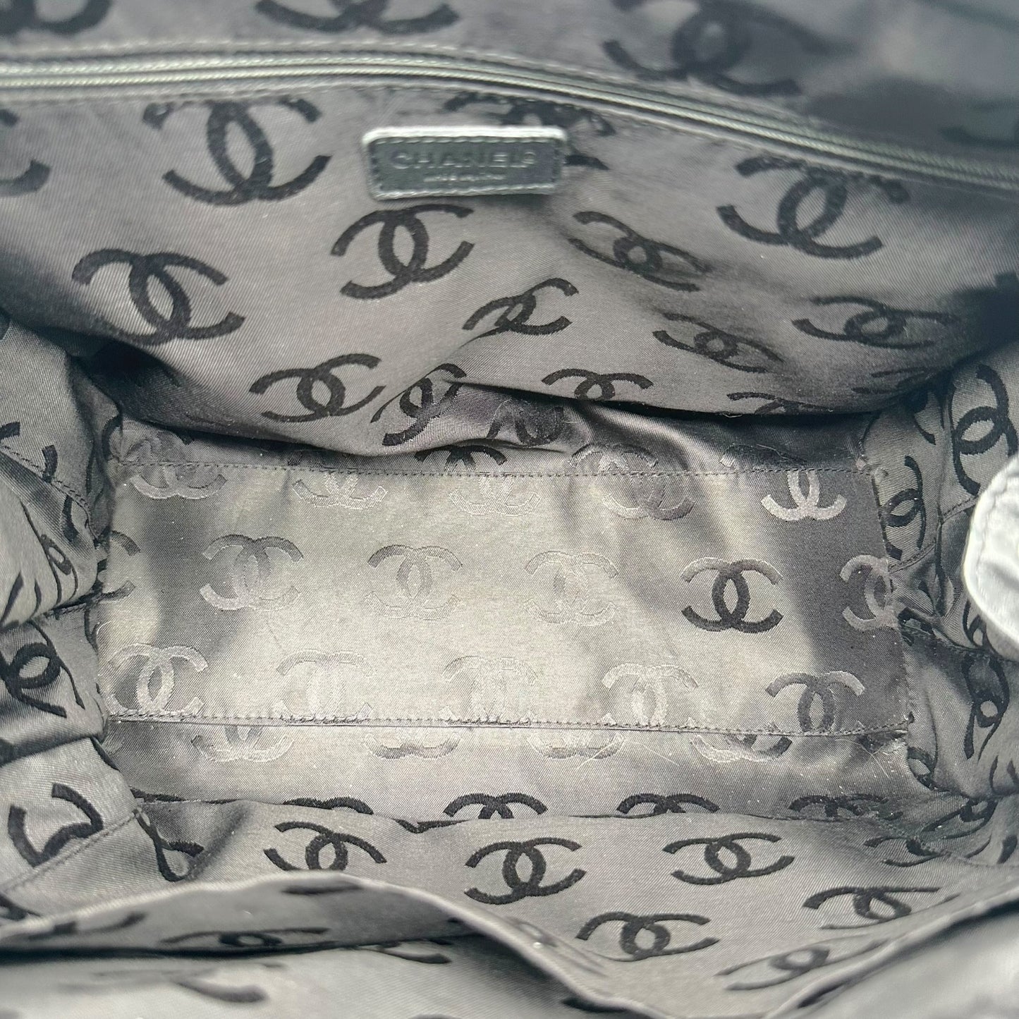 Chanel Black & Ivory Wild Stitch Large Tote Bag 2002-03