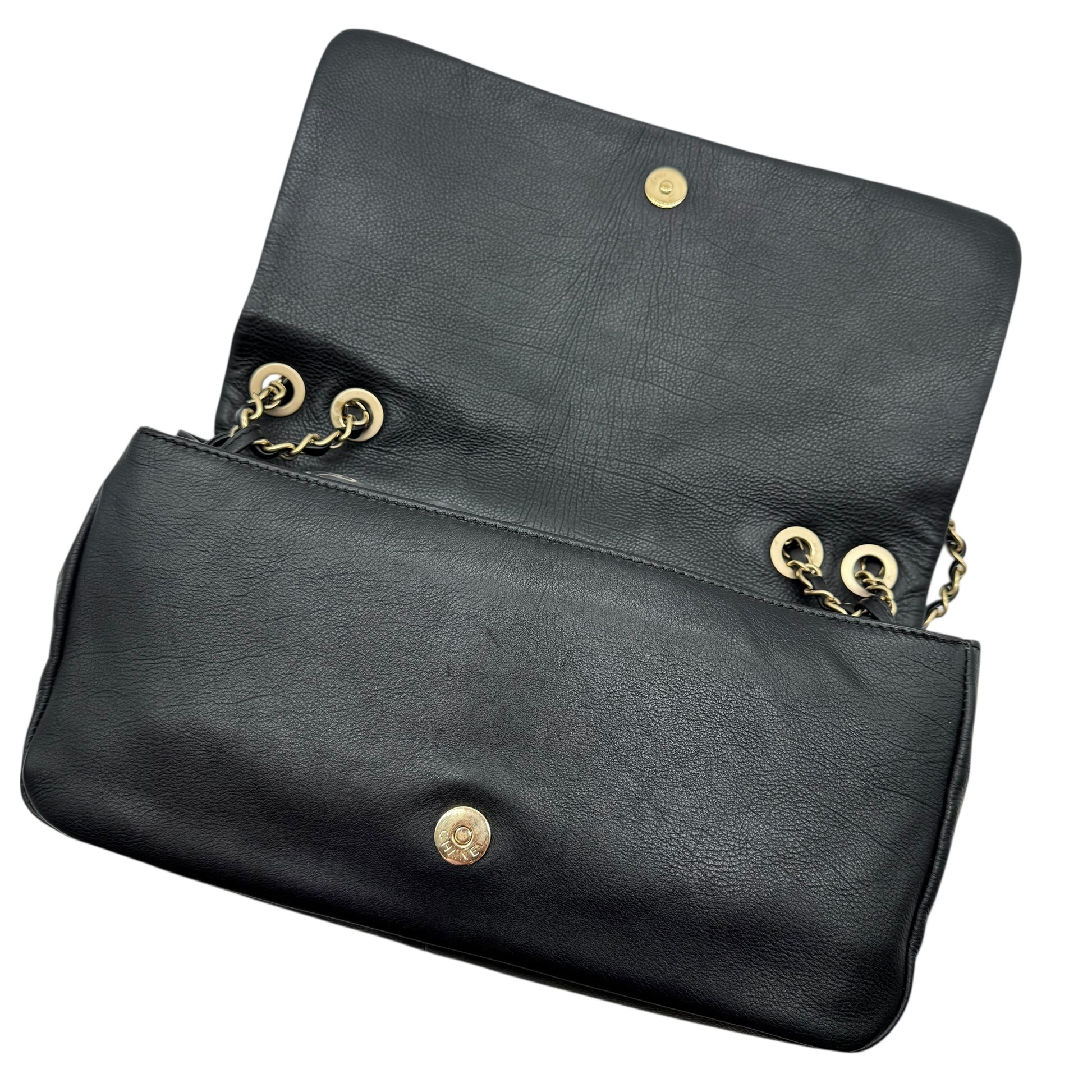 Chanel Black Lambskin CC Studded Logo East West Shoulder Bag 2008-09 - Outfit Repeater