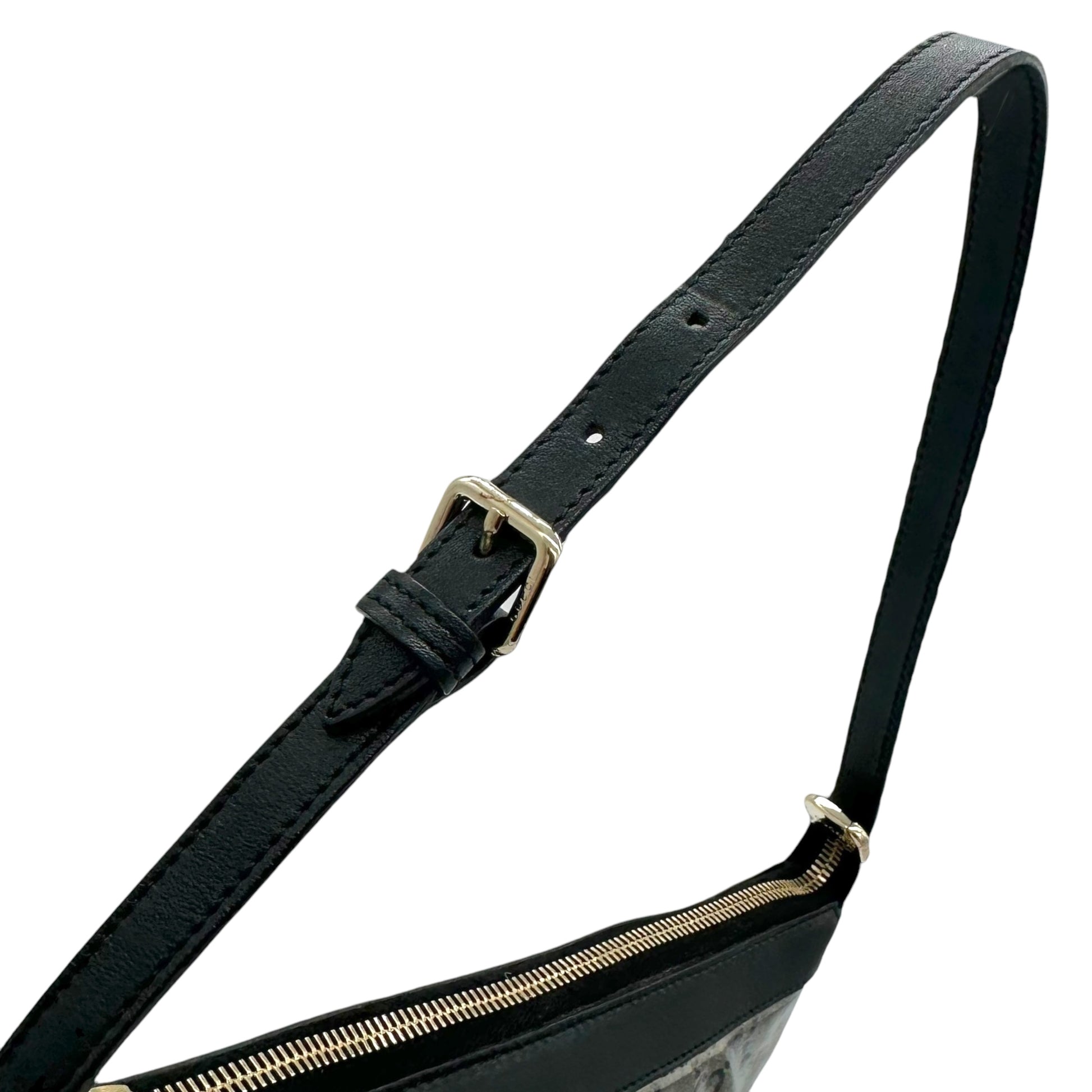 Gucci Silver Coated Canvas Monogram Pochette Bag - Outfit Repeater