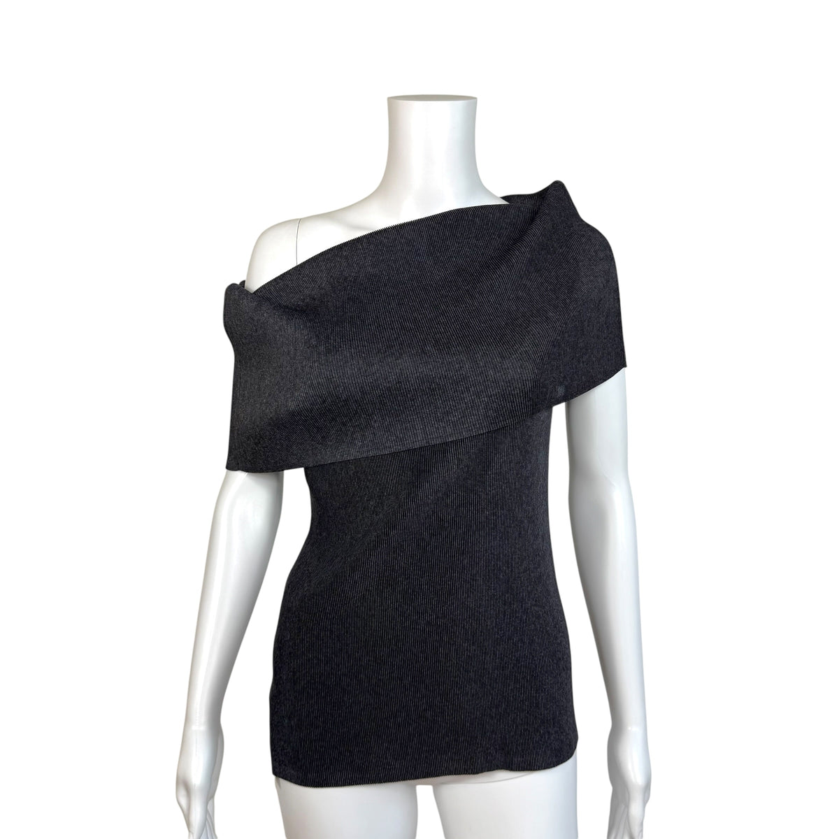 Issey Miyake Cut-Out High Neck Tank Heather Black