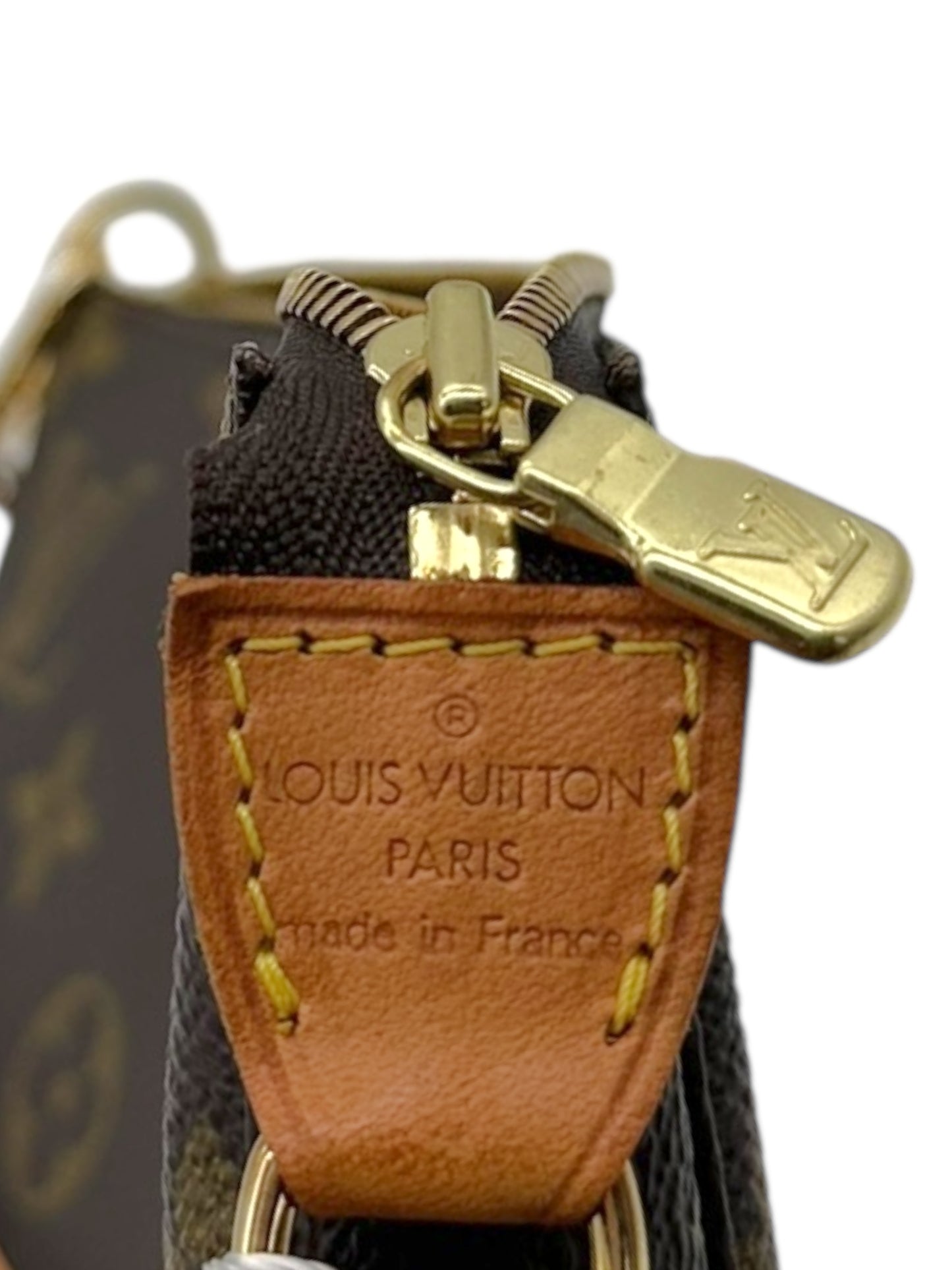 Louis Vuitton Monogram Canvas Pochette Bag - Outfit Repeater