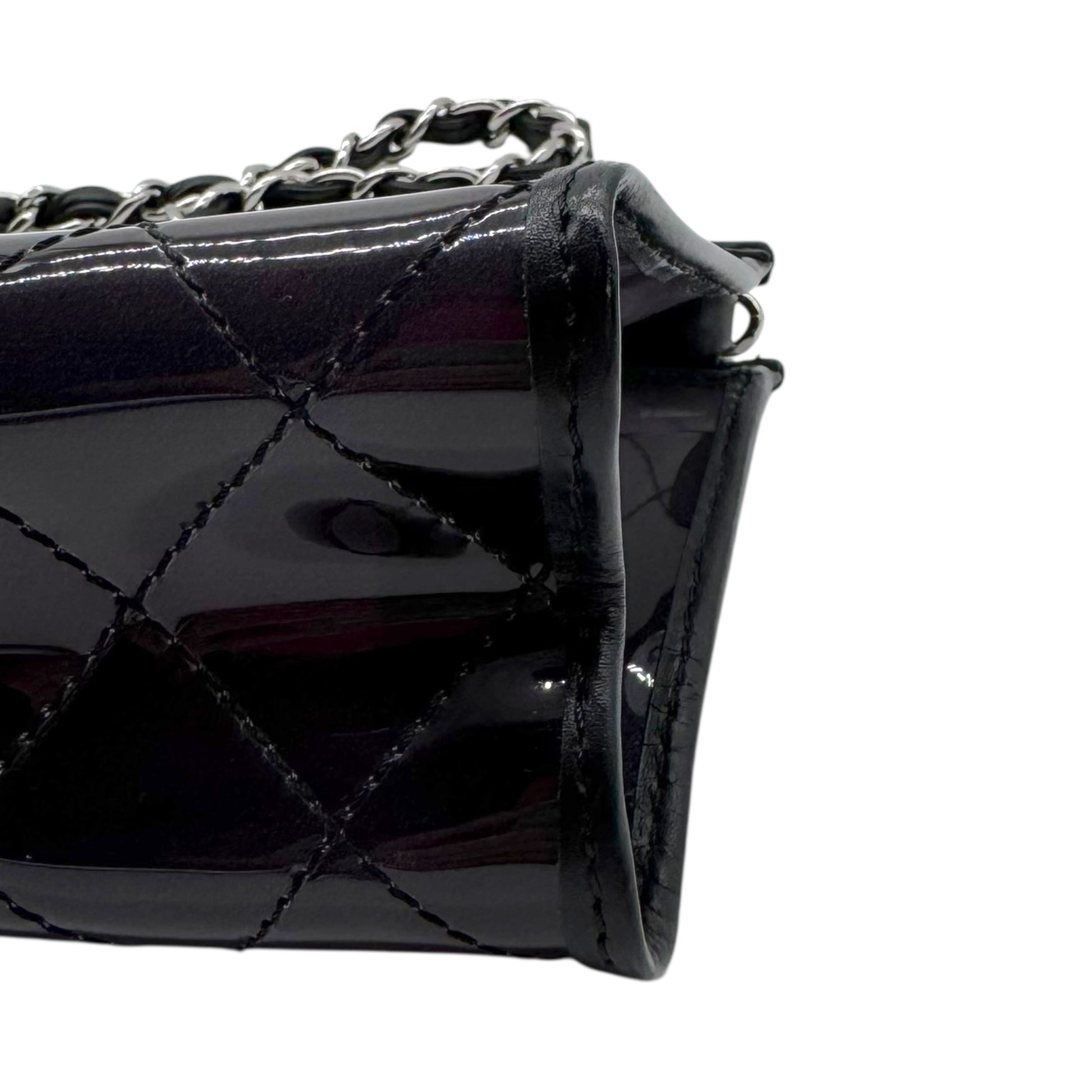 Chanel Clear-Black Gradient Vinyl Pochette Bag 2006-08 - Outfit Repeater