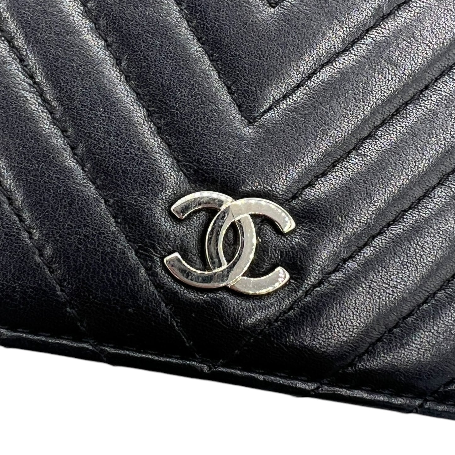 Chanel Black Lambskin Chevorn Quilted Bi-Fold Long Wallet